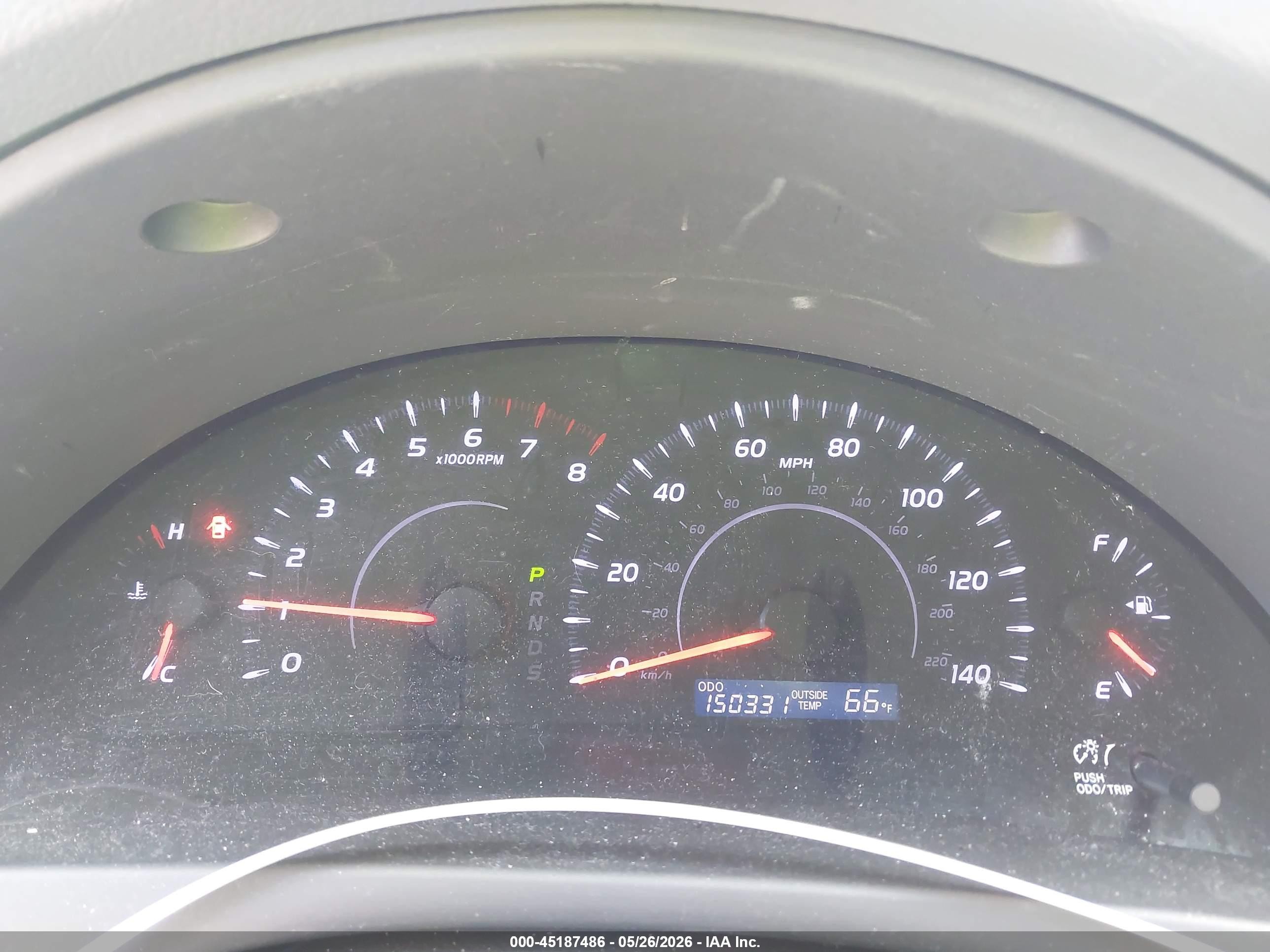 2010 Toyota Camry Le Silver vin: 4T4BF3EK2AR037369