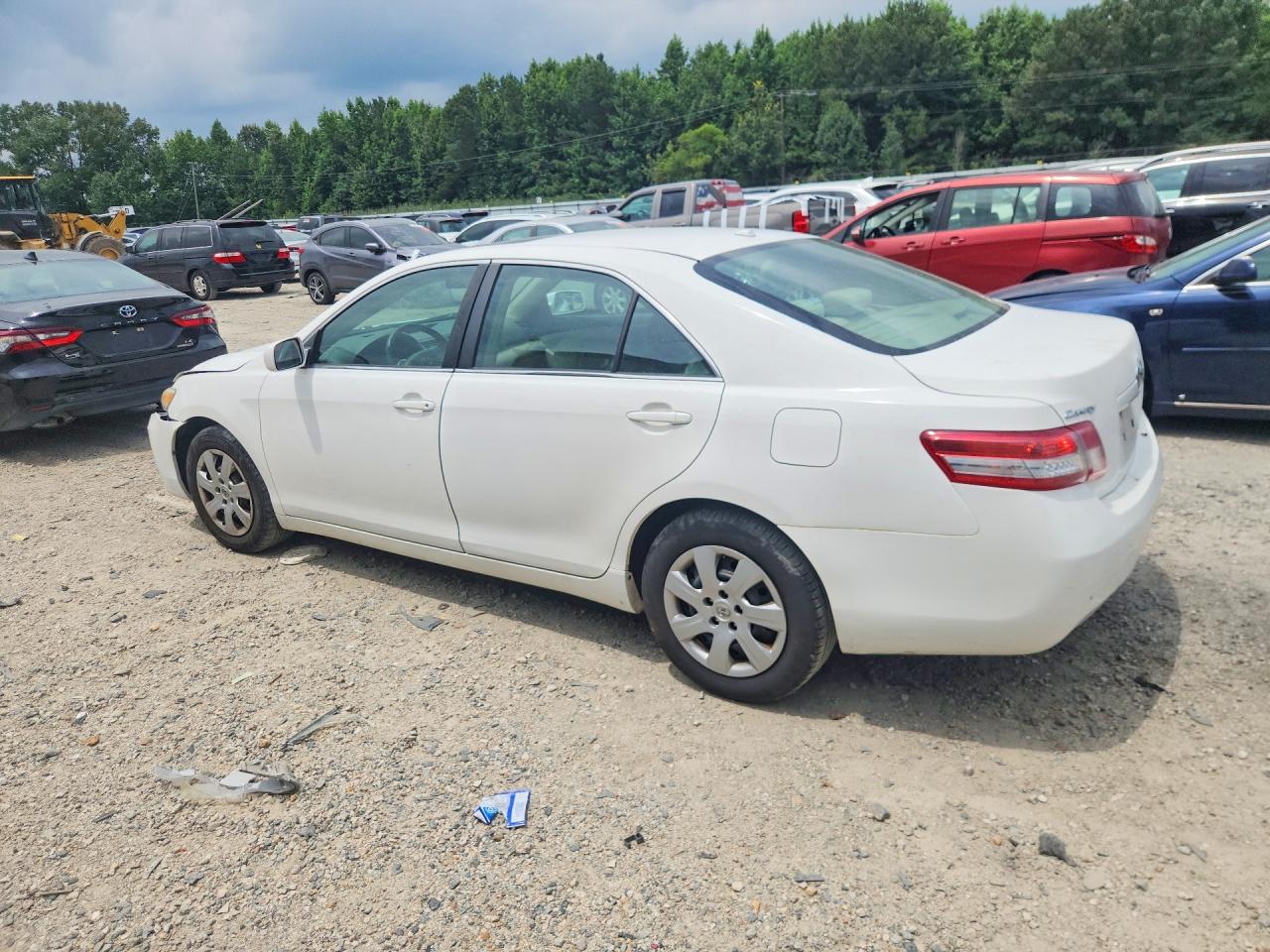 2010 Toyota Camry Le White vin: 4T4BF3EK2AR040160