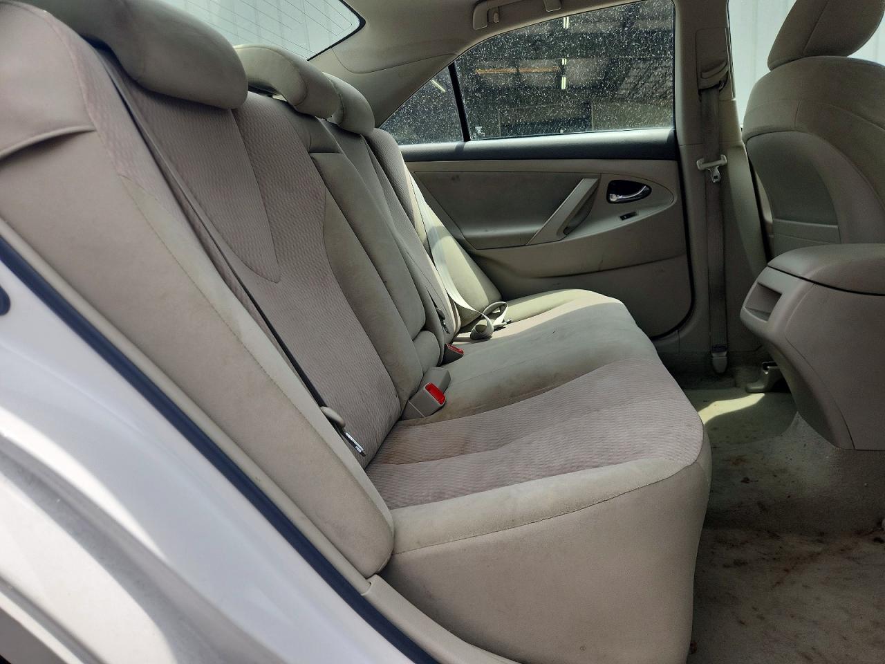 2010 Toyota Camry Le White vin: 4T4BF3EK2AR040160