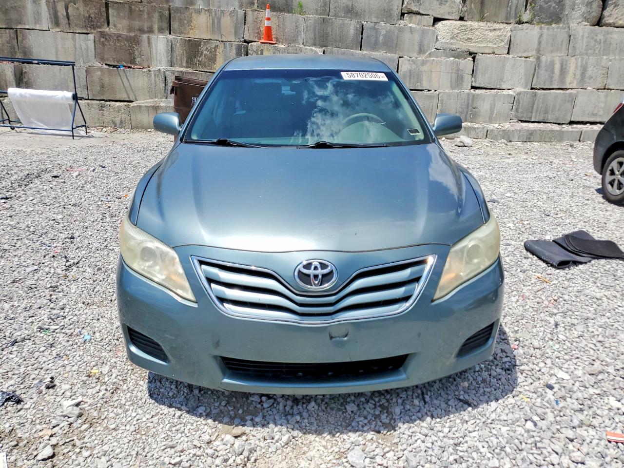 2010 Toyota Camry Le Teal vin: 4T4BF3EK2AR052499