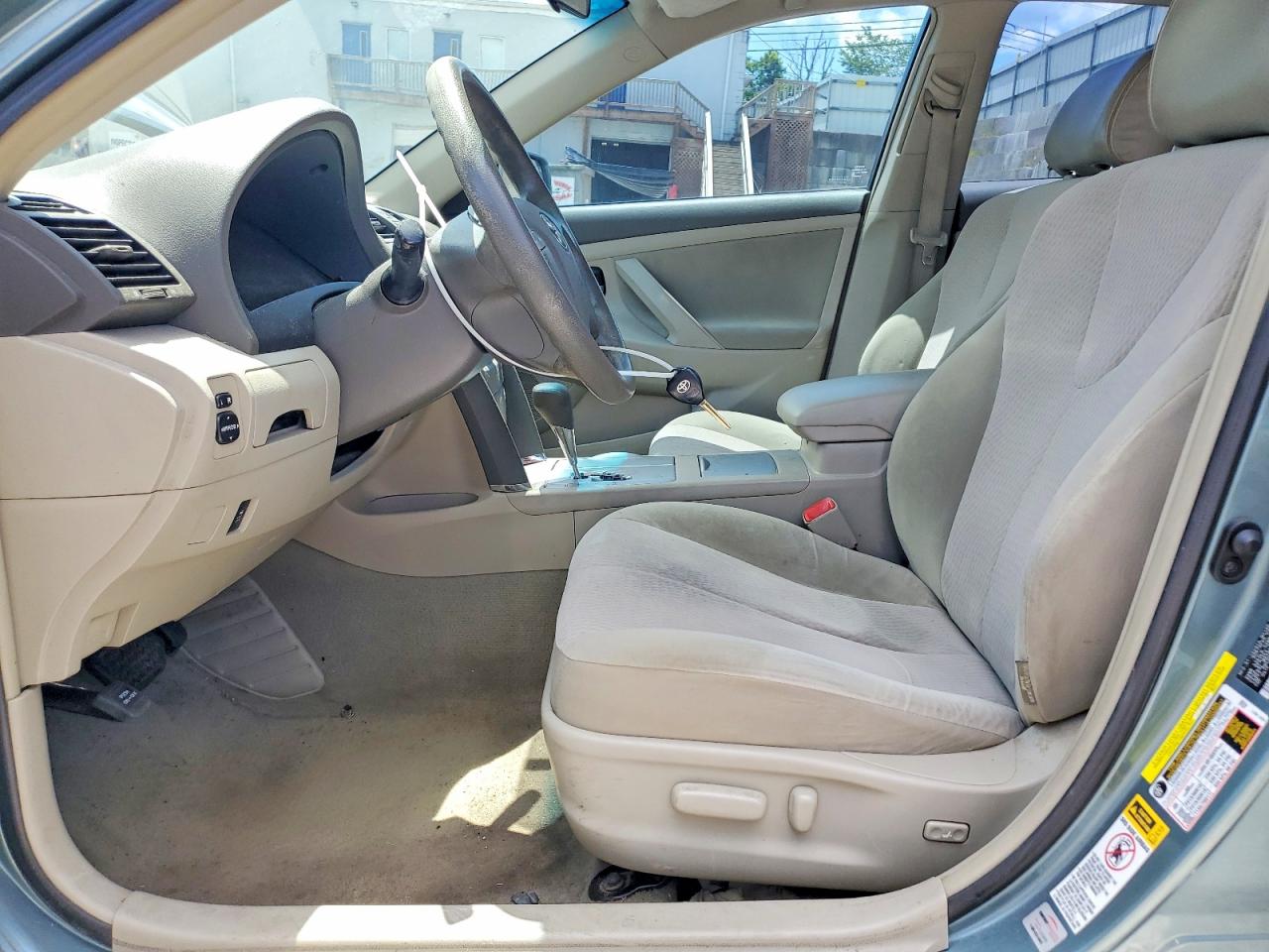 2010 Toyota Camry Le Teal vin: 4T4BF3EK2AR052499