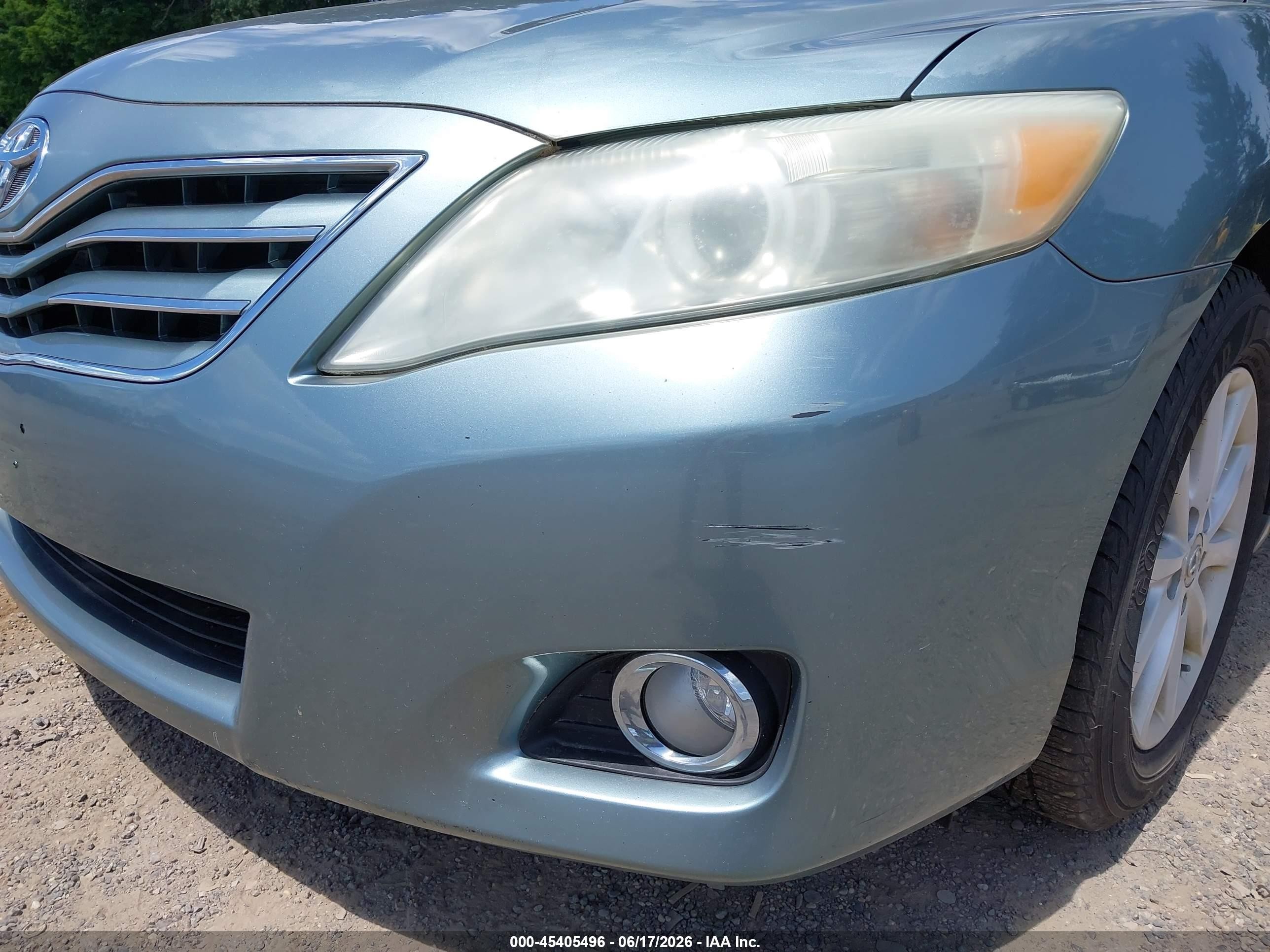 2010 Toyota Camry Xle Зеленый vin: 4T4BF3EK2AR055046