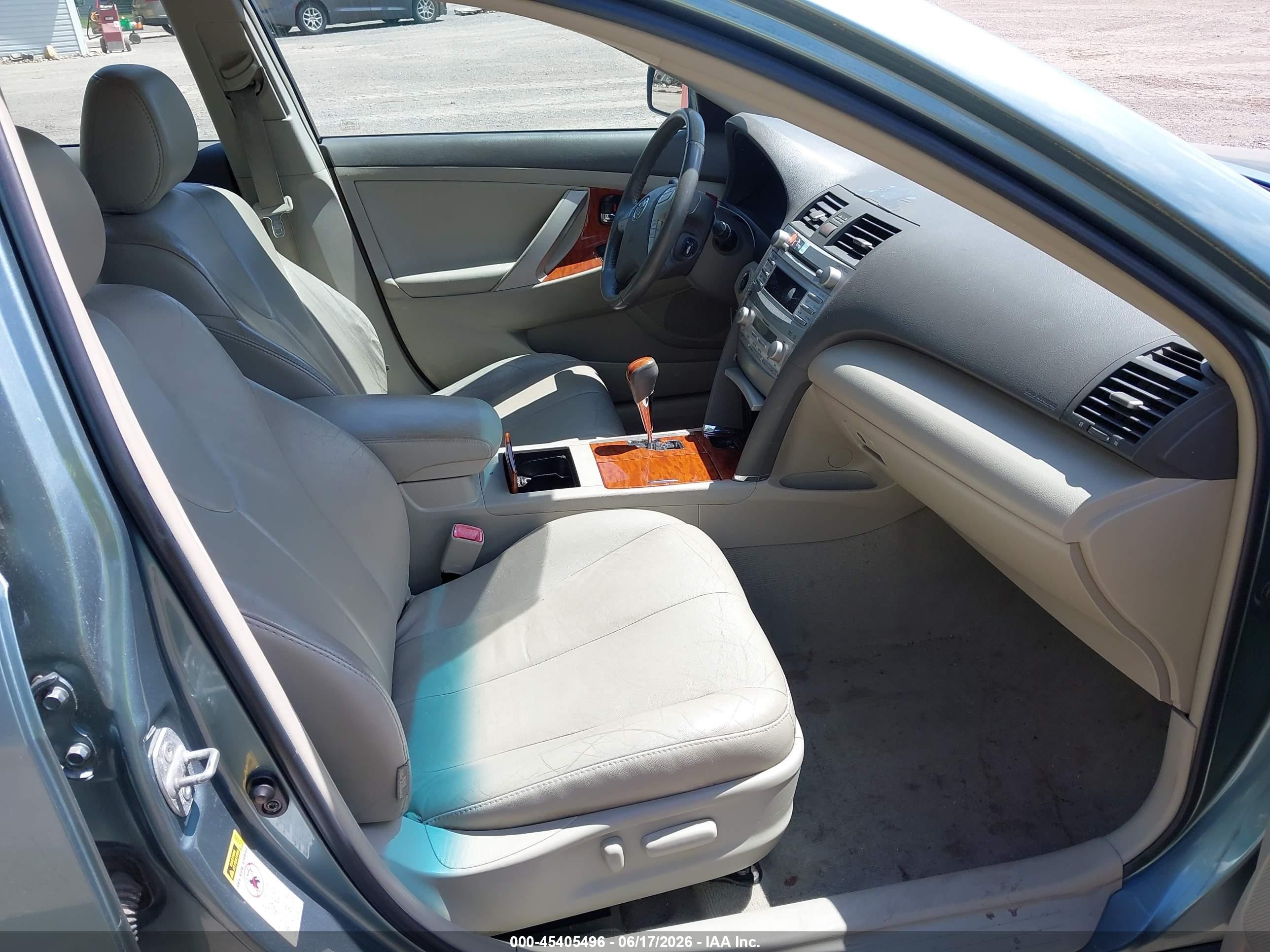 2010 Toyota Camry Xle Зеленый vin: 4T4BF3EK2AR055046