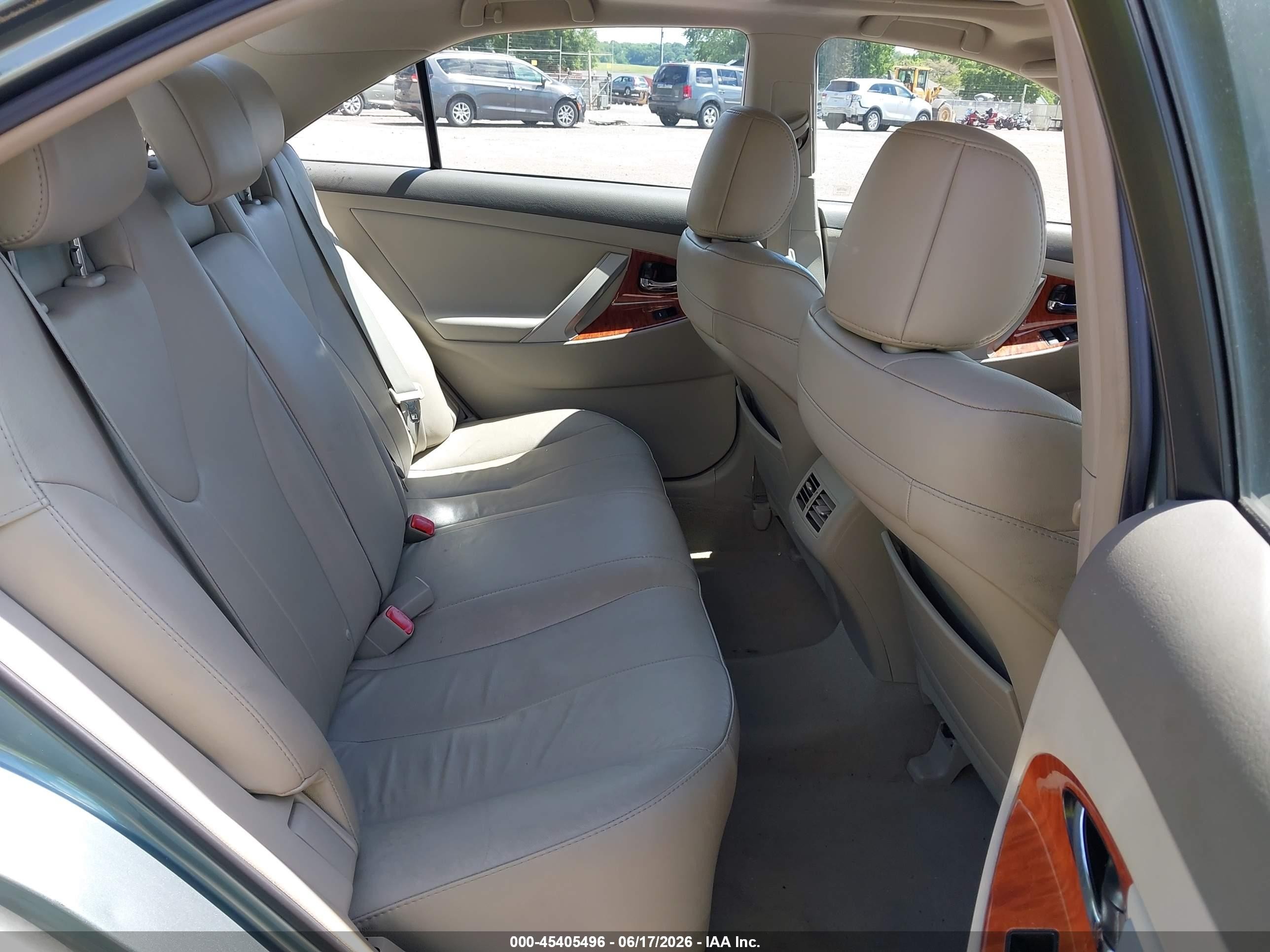 2010 Toyota Camry Xle Зеленый vin: 4T4BF3EK2AR055046