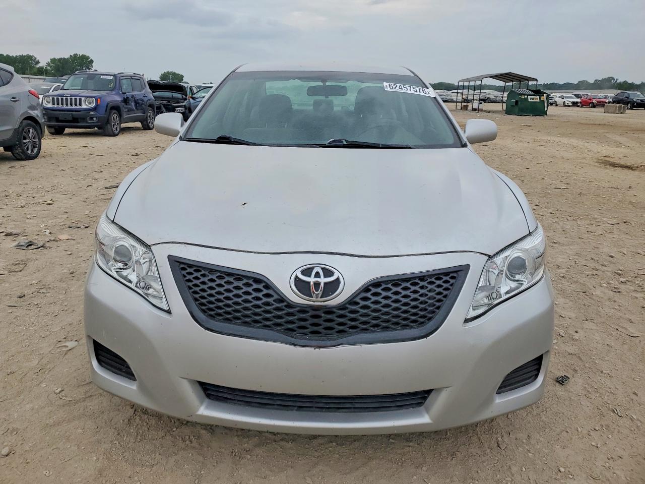 2010 Toyota Camry Серебряный vin: 4T4BF3EK2AR055161