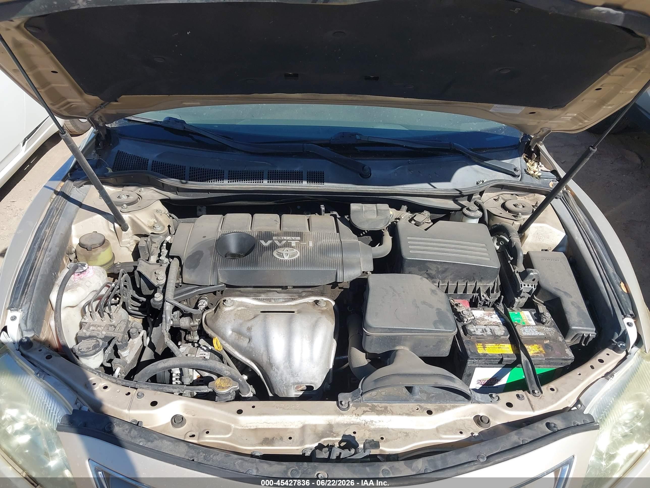 2010 Toyota Camry Le Золотой vin: 4T4BF3EK2AR069948