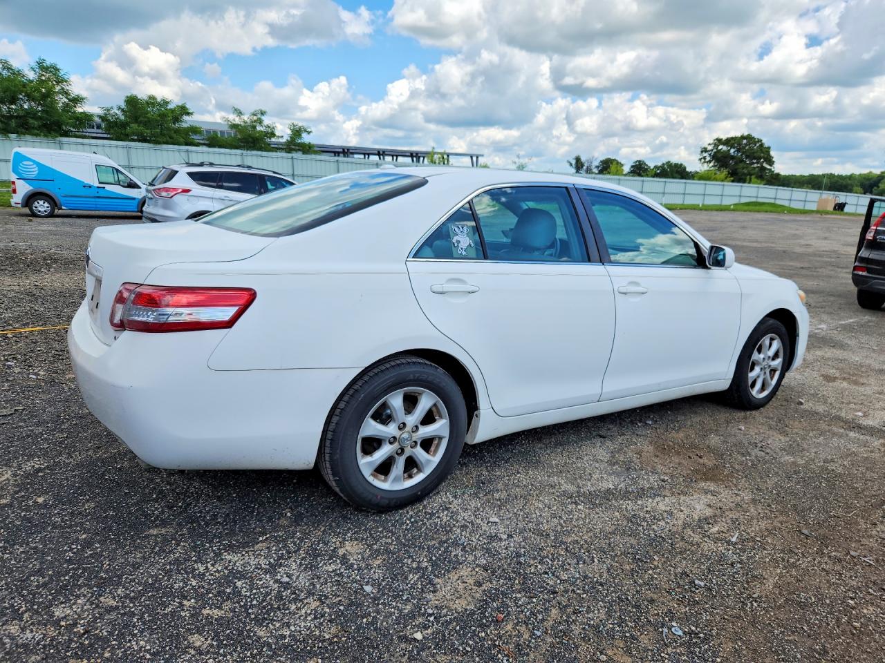 2010 Toyota Camry White vin: 4T4BF3EK2AR083798