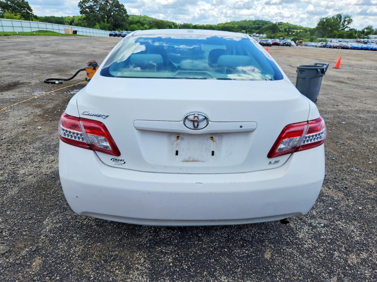 2010 Toyota Camry White vin: 4T4BF3EK2AR083798