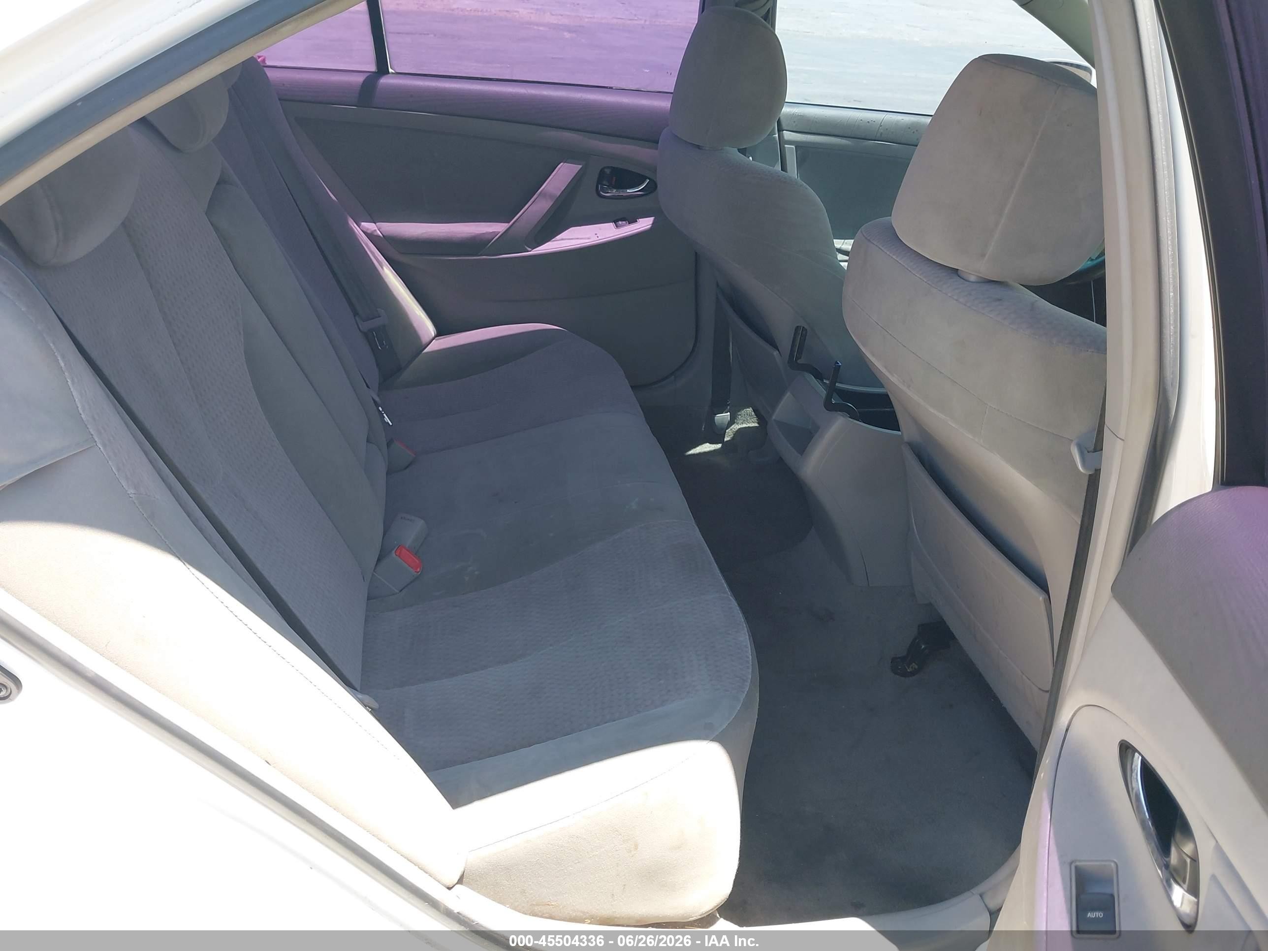 2011 Toyota Camry Le White vin: 4T4BF3EK2BR092048