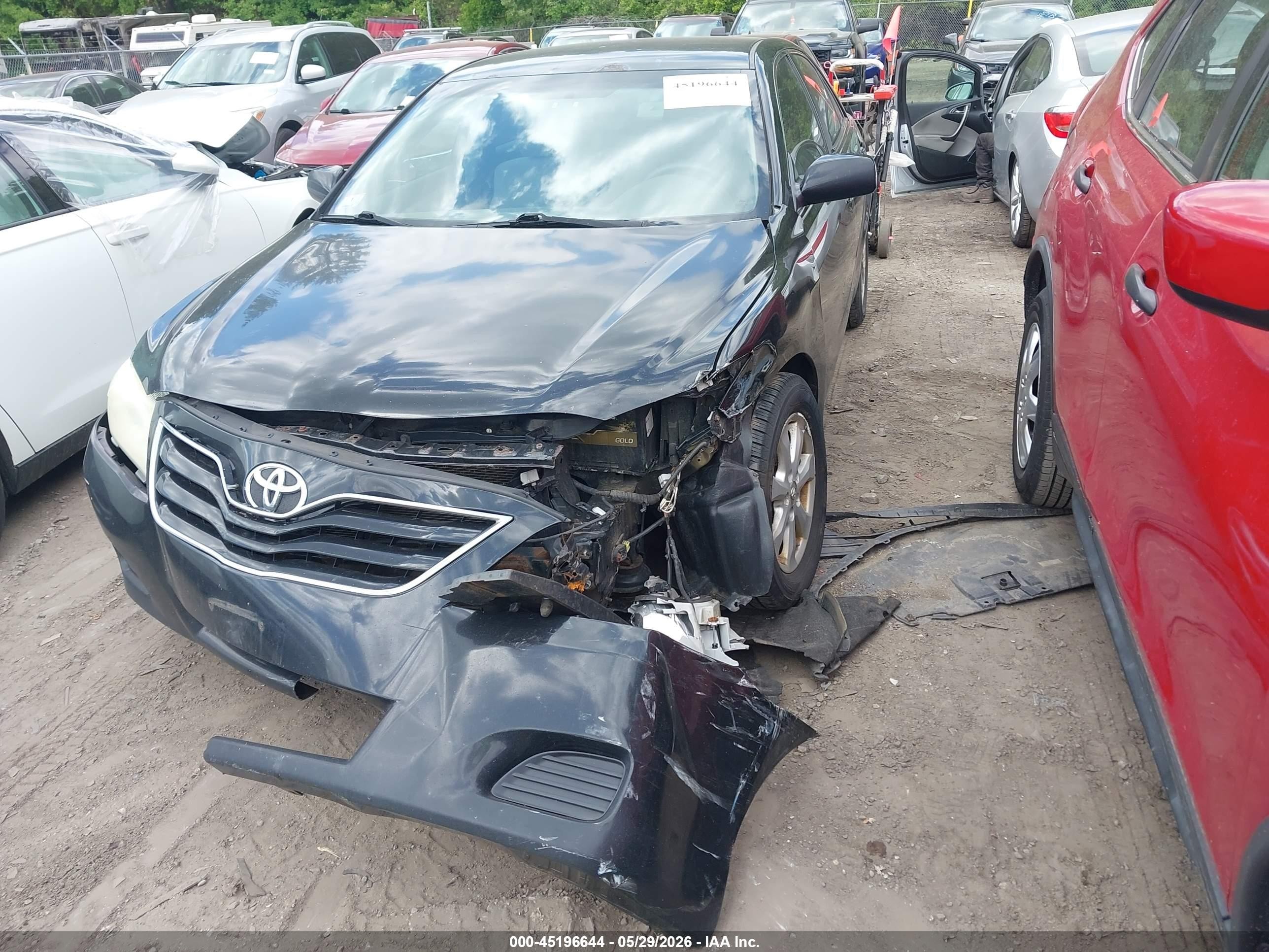 2011 Toyota Camry Le Black vin: 4T4BF3EK2BR094561