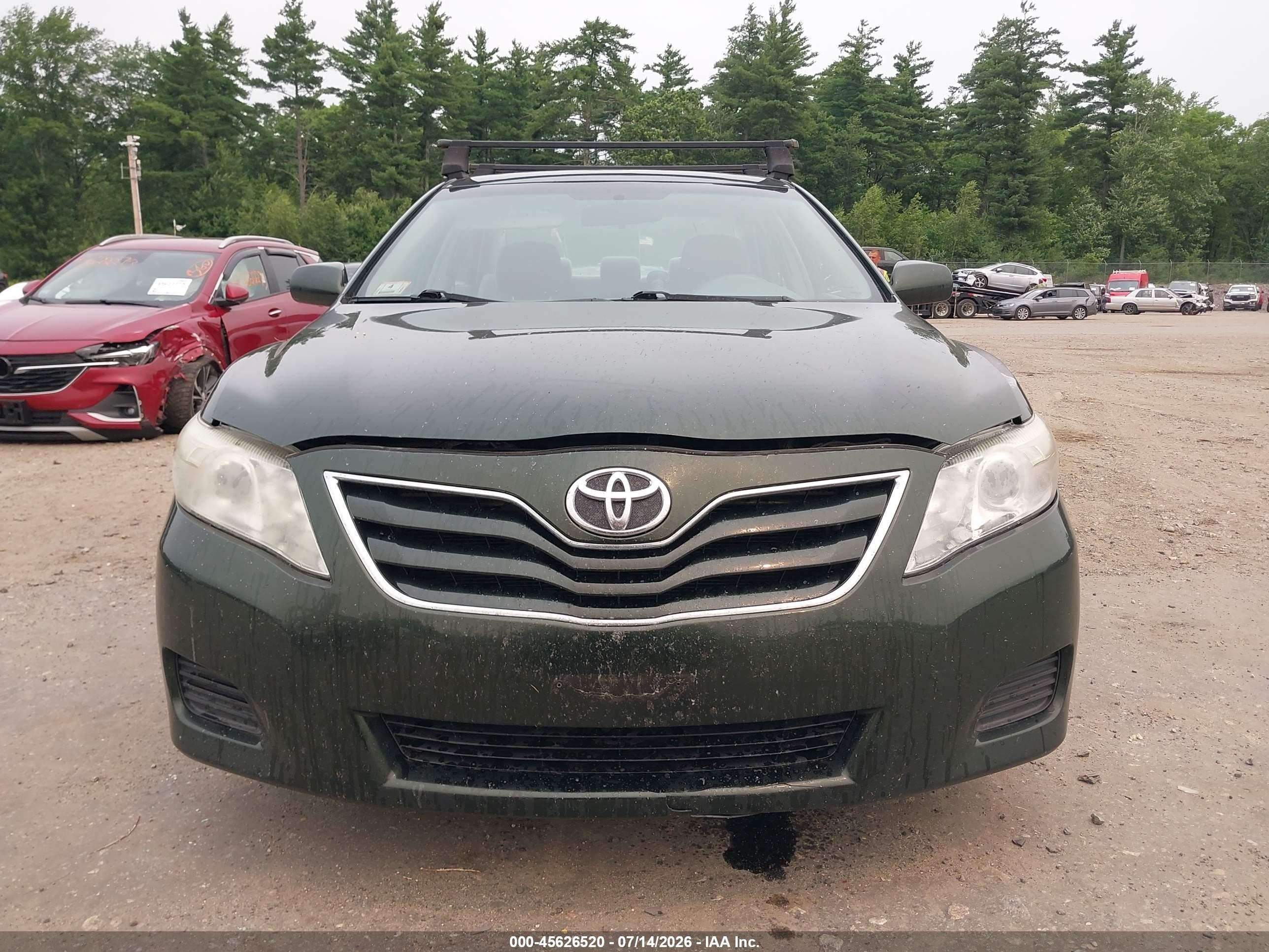 2011 Toyota Camry Le Green vin: 4T4BF3EK2BR099288