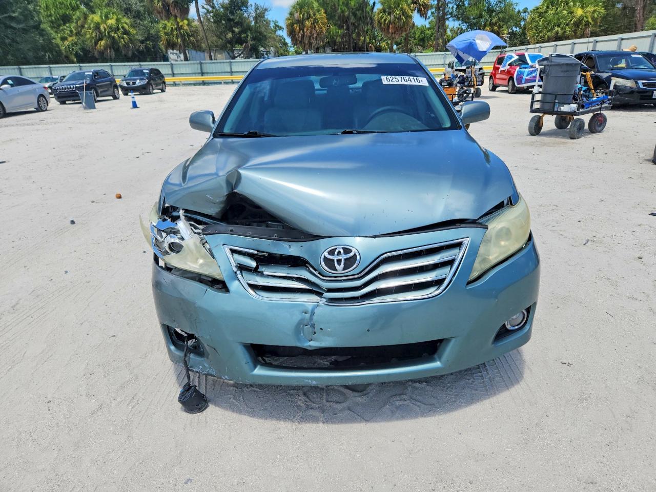 2011 Toyota Camry Xle Зеленый vin: 4T4BF3EK2BR102237