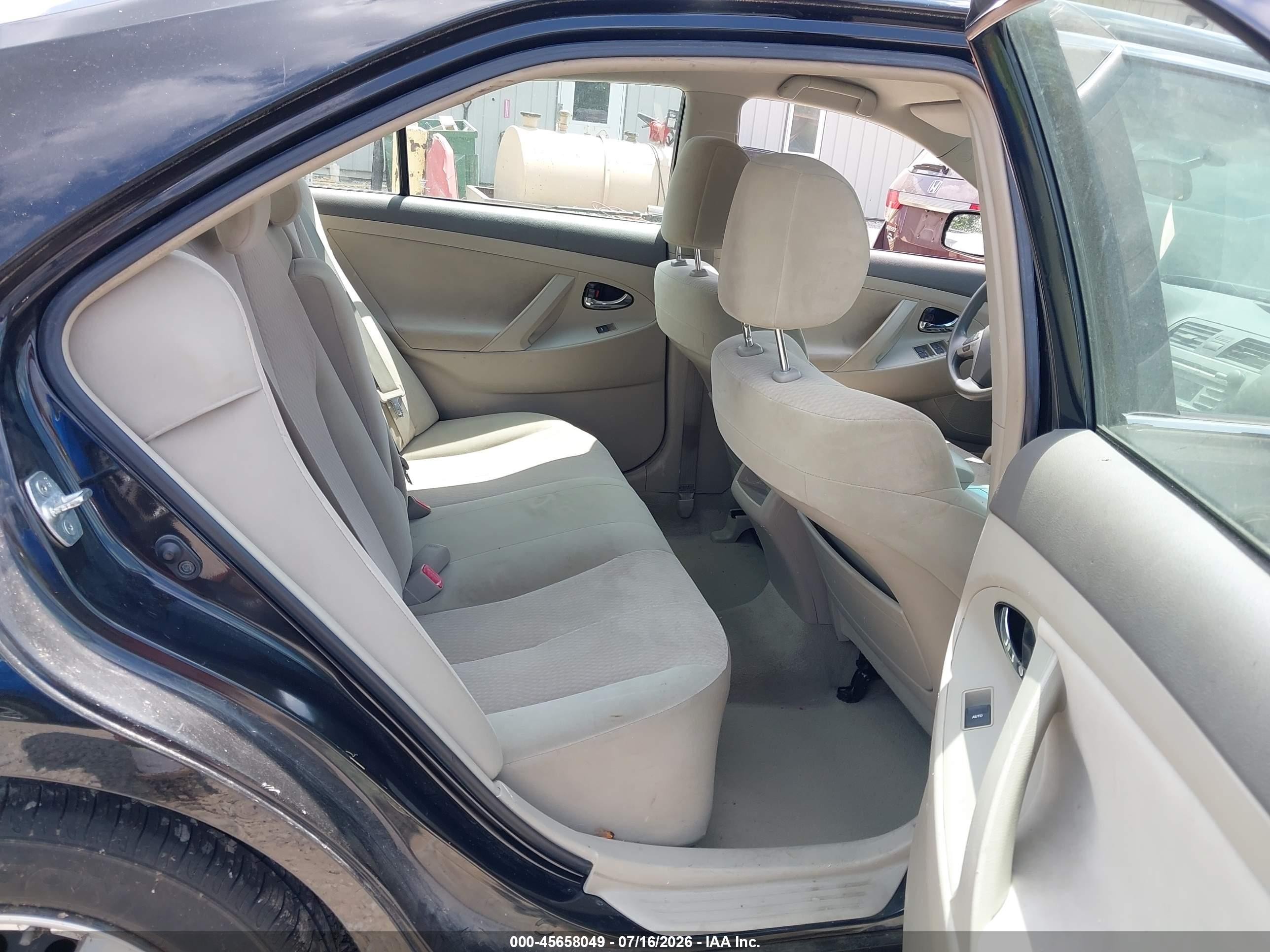 2011 Toyota Camry Le Black vin: 4T4BF3EK2BR106465