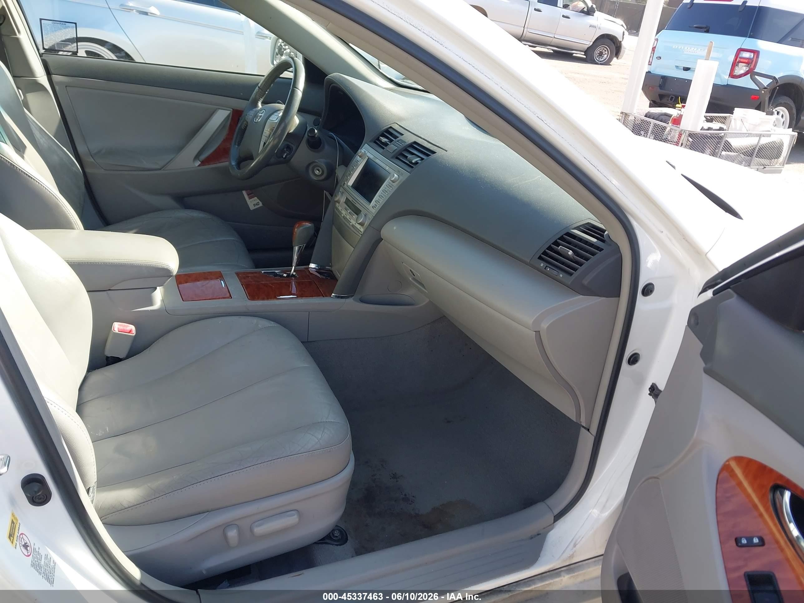 2011 Toyota Camry Xle White vin: 4T4BF3EK2BR108880