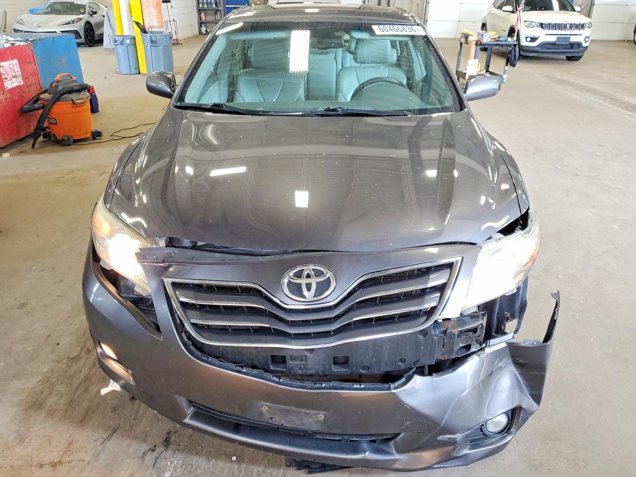 2011 Toyota Camry Xle Gray vin: 4T4BF3EK2BR121774