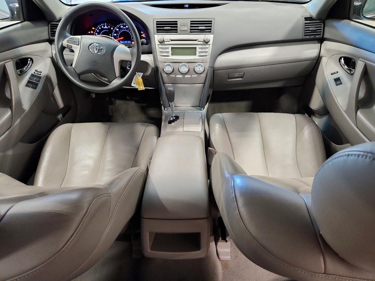 2011 Toyota Camry Le Gray vin: 4T4BF3EK2BR126747