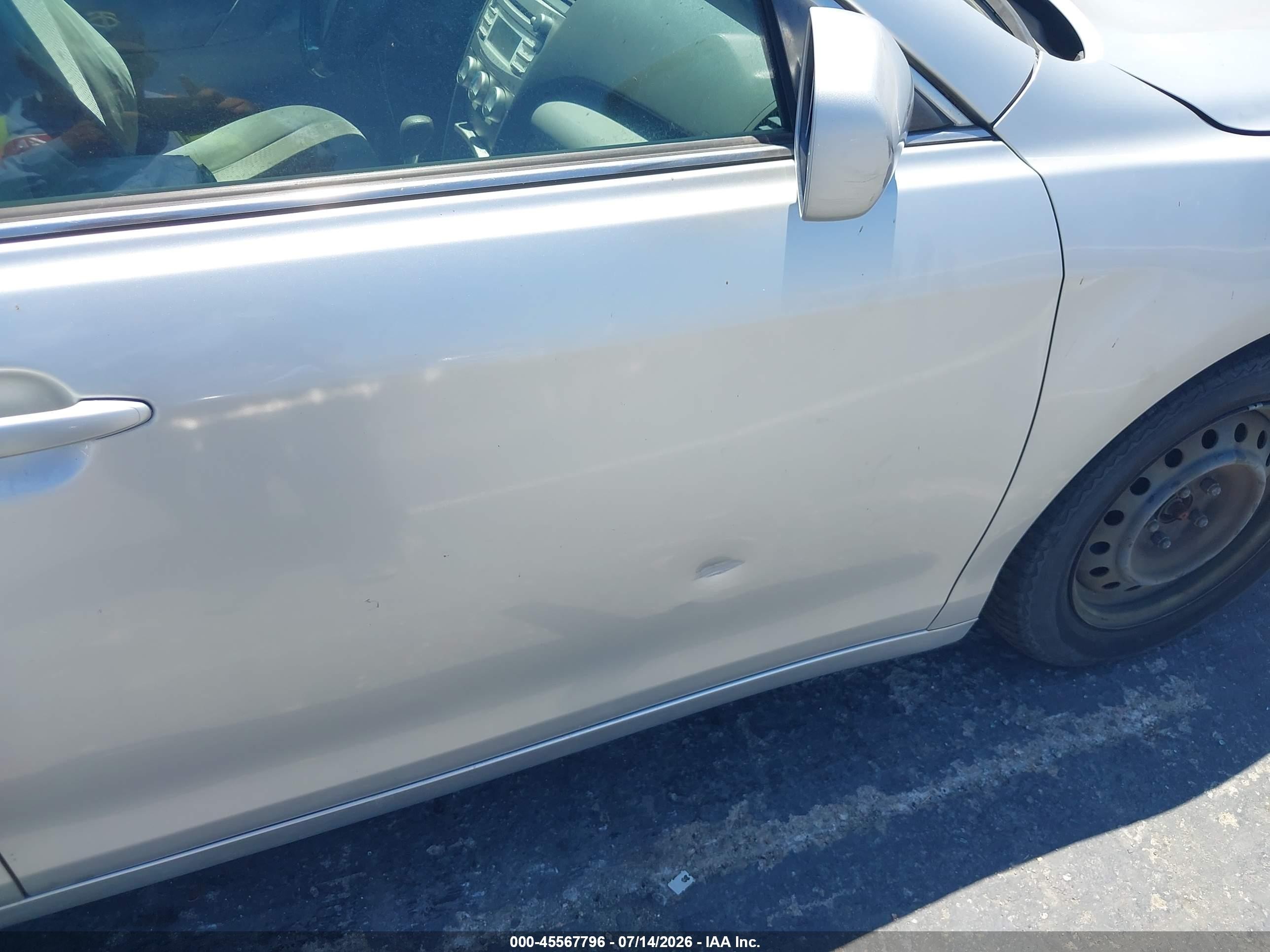 2011 Toyota Camry Le Silver vin: 4T4BF3EK2BR128076