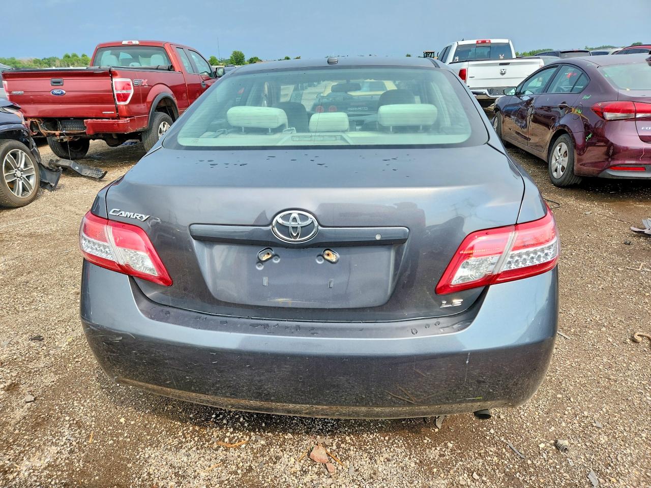 2011 Toyota Camry Le Серый vin: 4T4BF3EK2BR135318