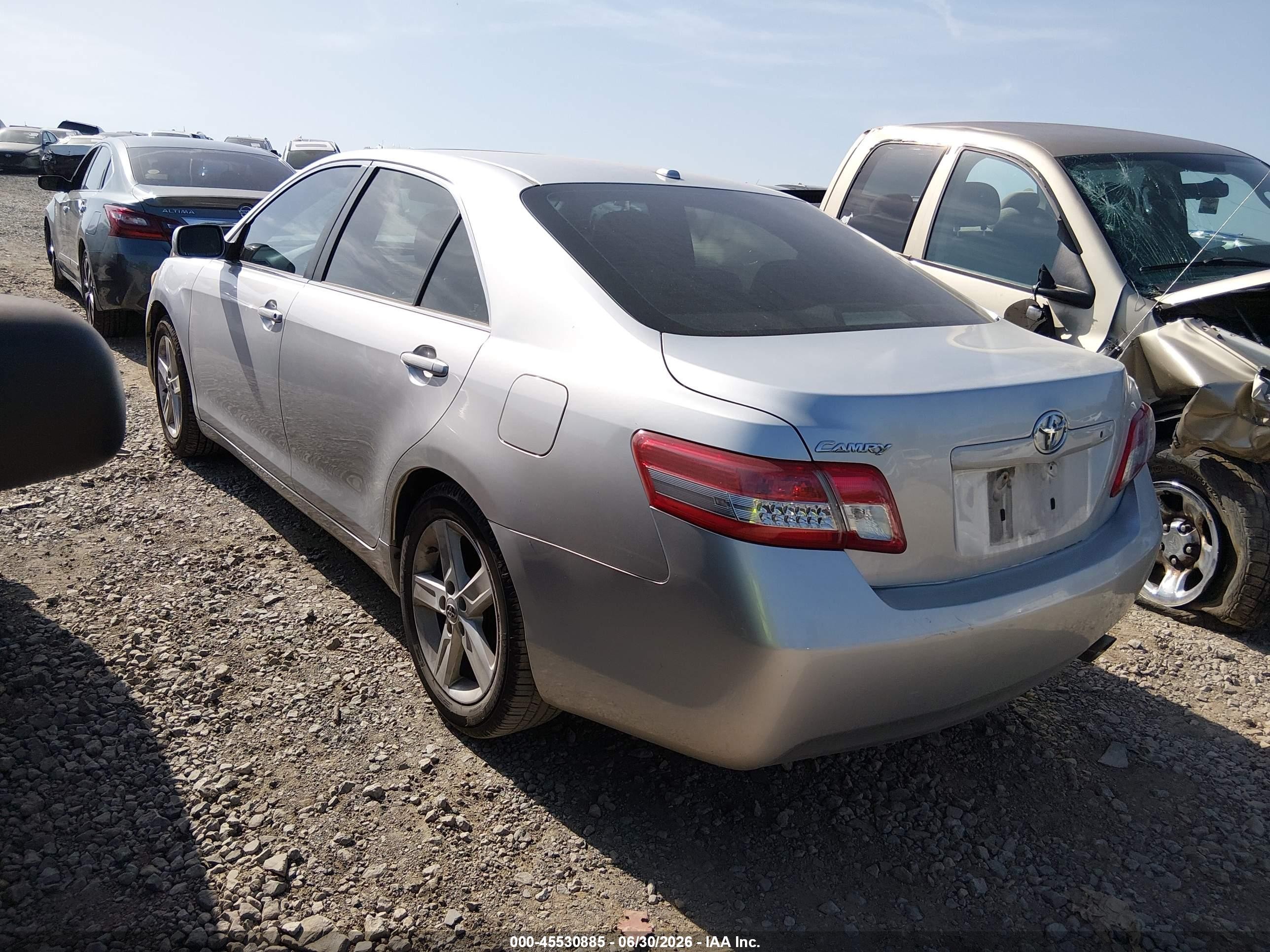 2011 Toyota Camry   Silver vin: 4T4BF3EK2BR145573