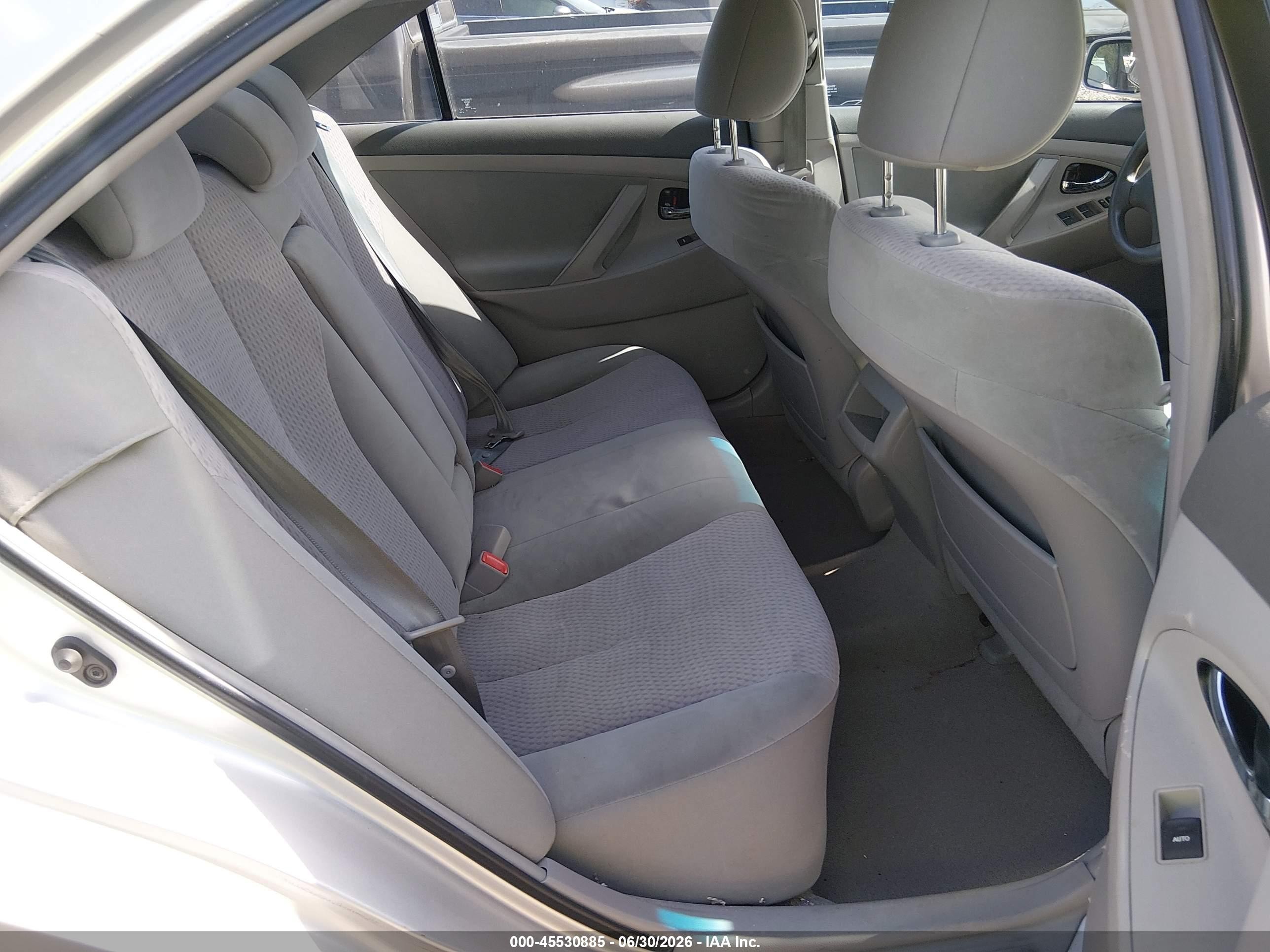 2011 Toyota Camry   Silver vin: 4T4BF3EK2BR145573