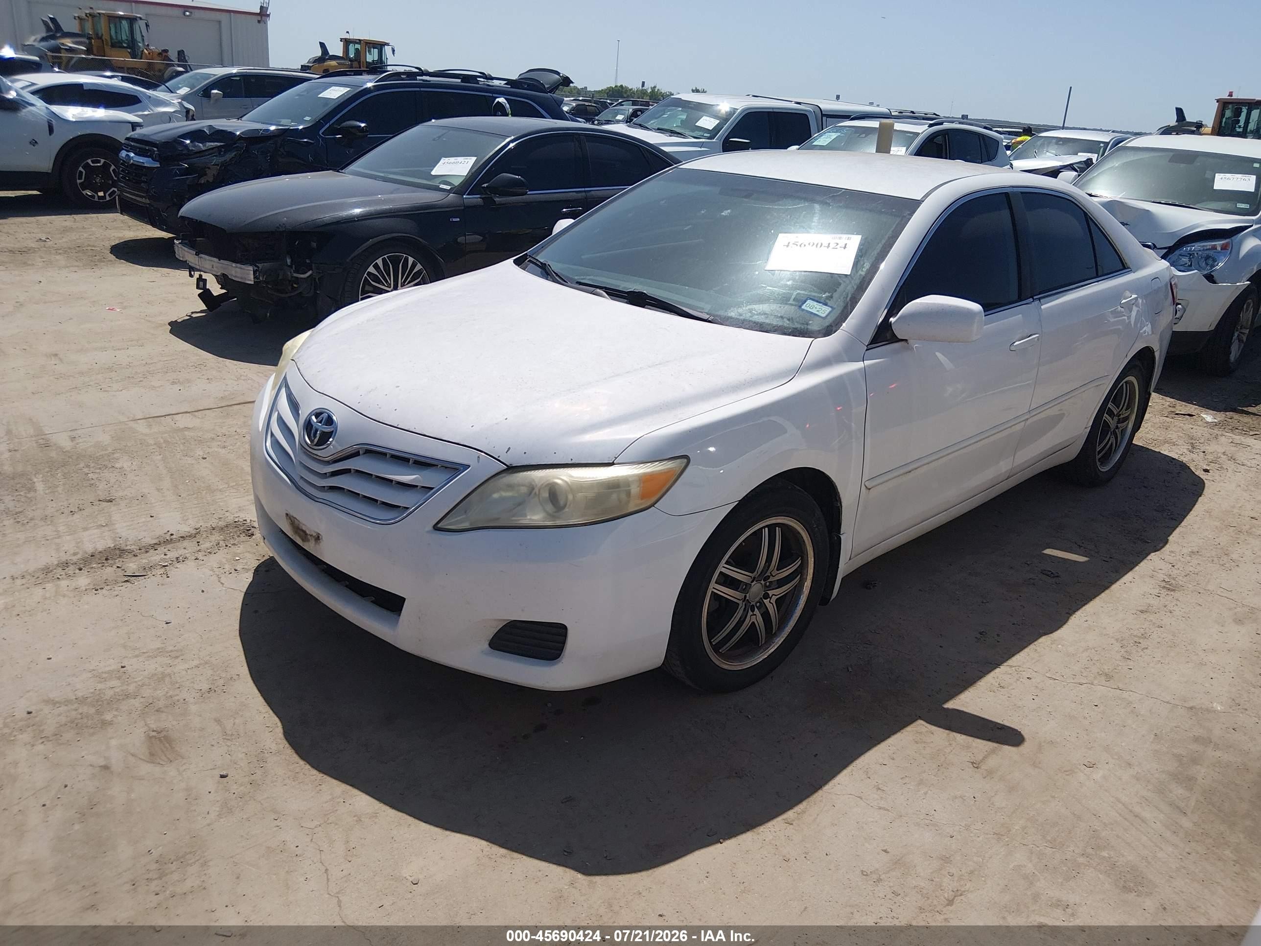 2011 Toyota Camry Le White vin: 4T4BF3EK2BR165113