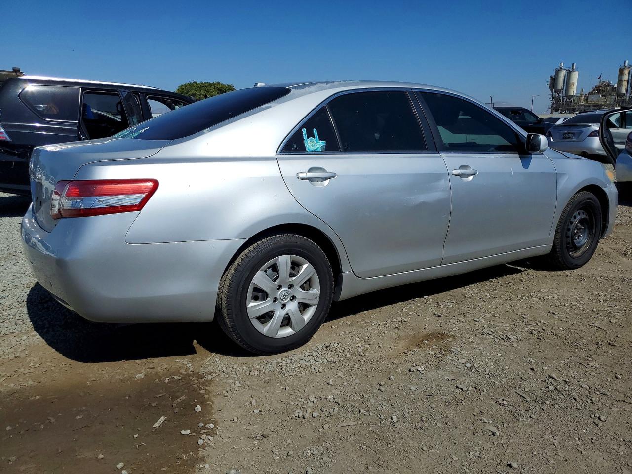 2011 Toyota Camry Le Silver vin: 4T4BF3EK2BR172594