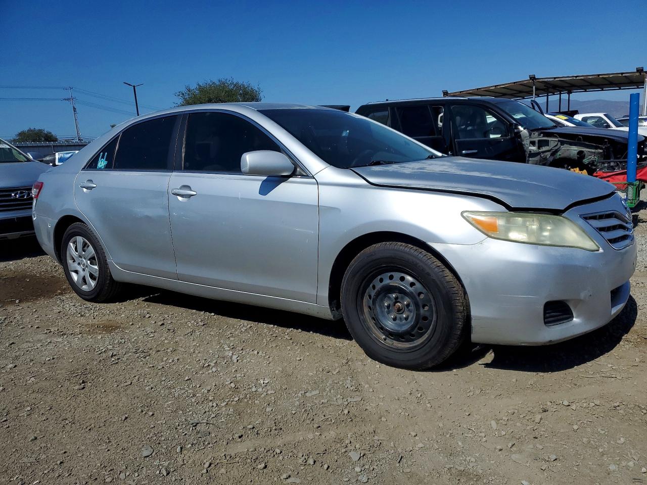 2011 Toyota Camry Le Silver vin: 4T4BF3EK2BR172594