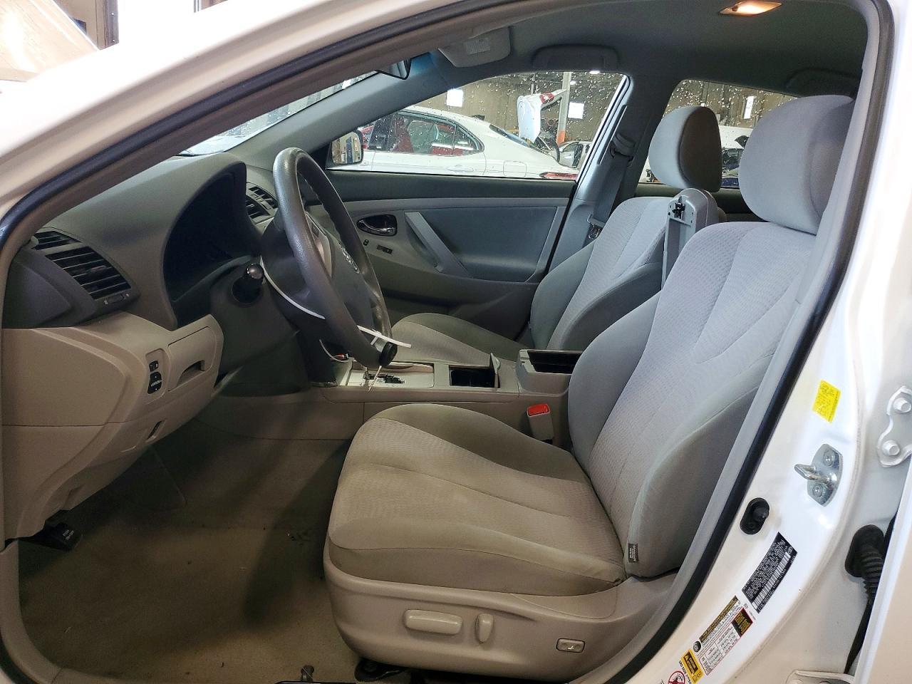 2011 Toyota Camry Le White vin: 4T4BF3EK2BR180260