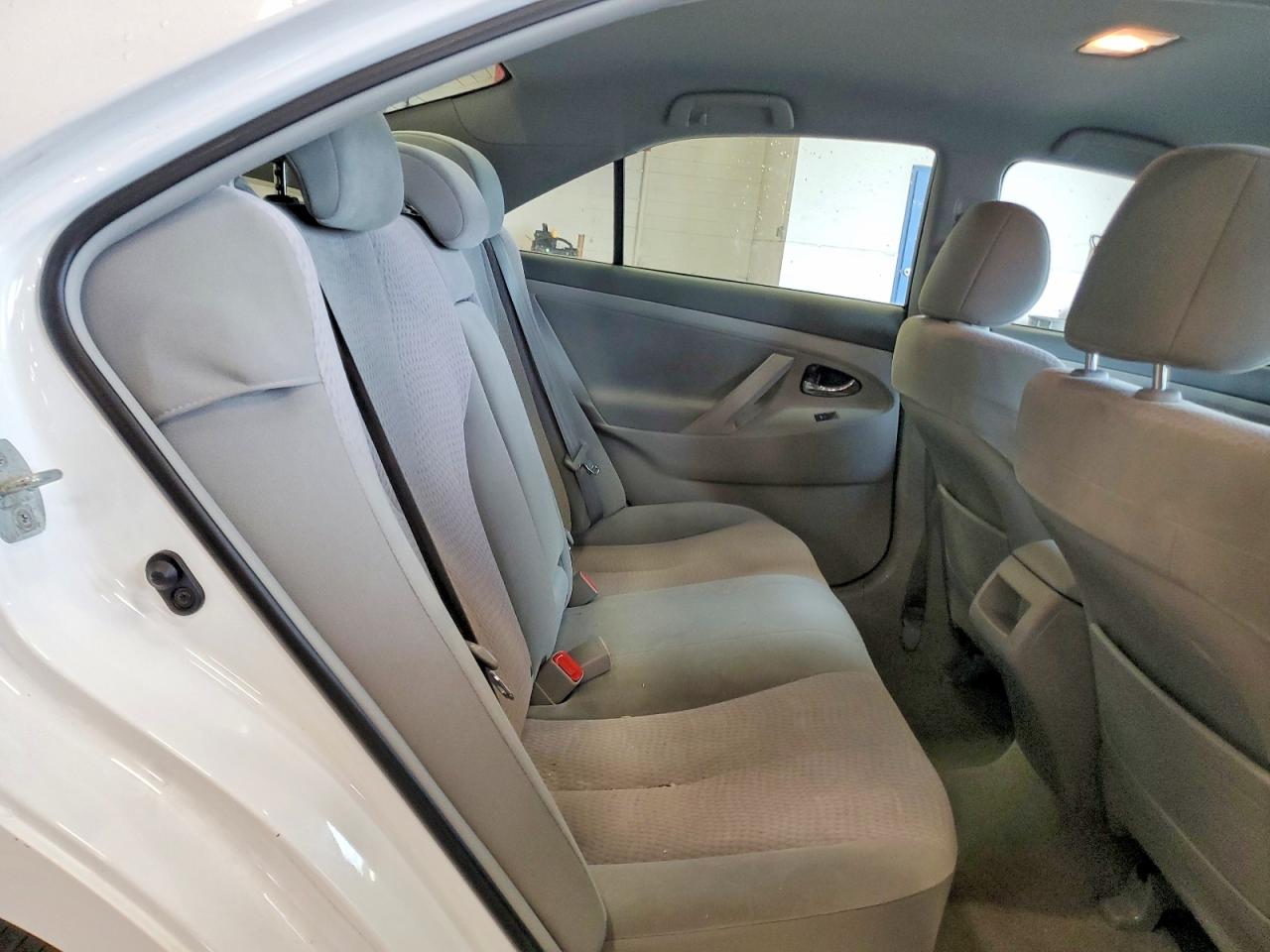 2011 Toyota Camry Le White vin: 4T4BF3EK2BR180260