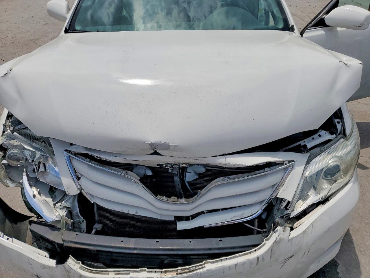 2011 Toyota Camry Le White vin: 4T4BF3EK2BR180534