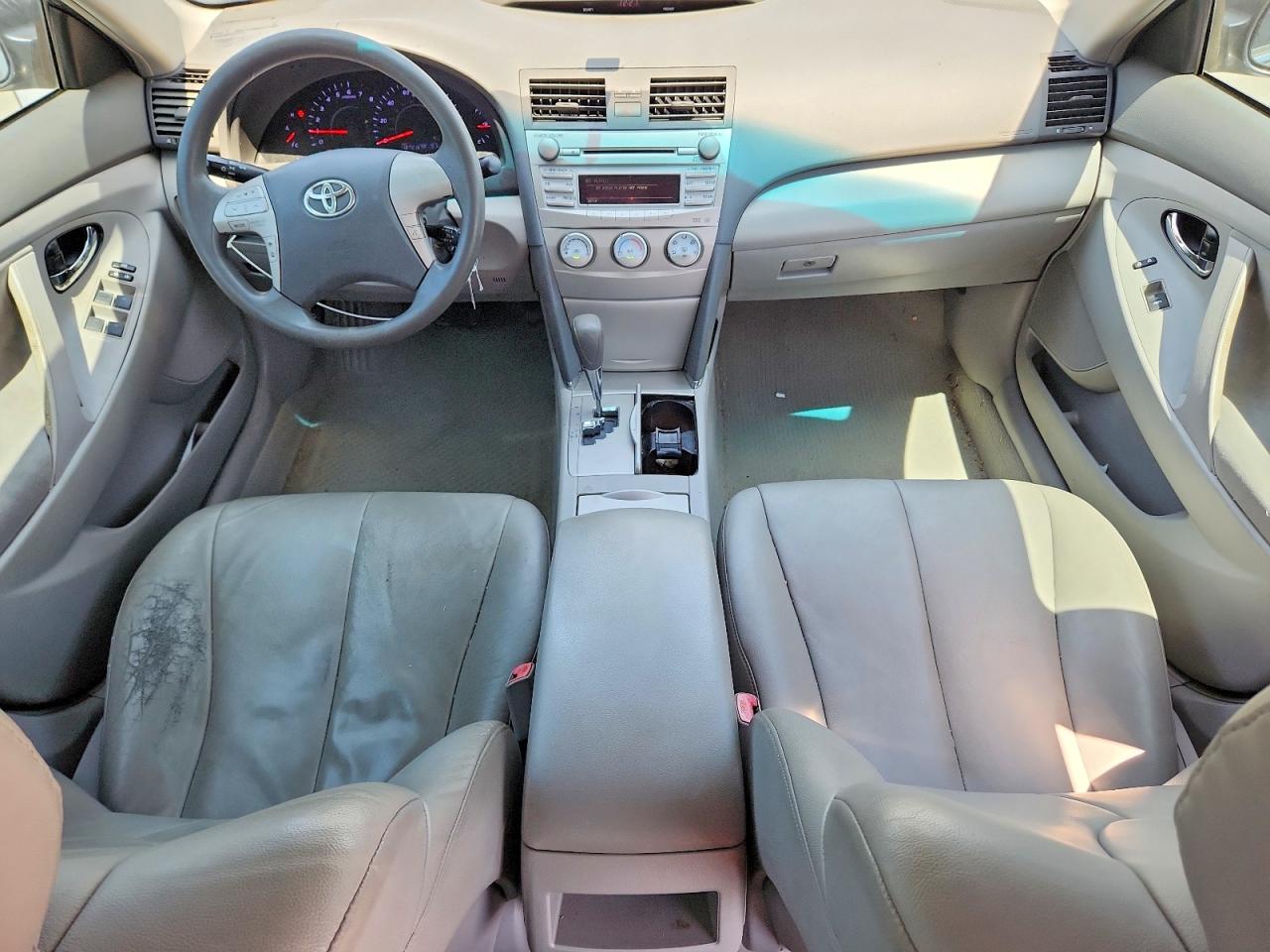 2011 Toyota Camry Le Gray vin: 4T4BF3EK2BR183062