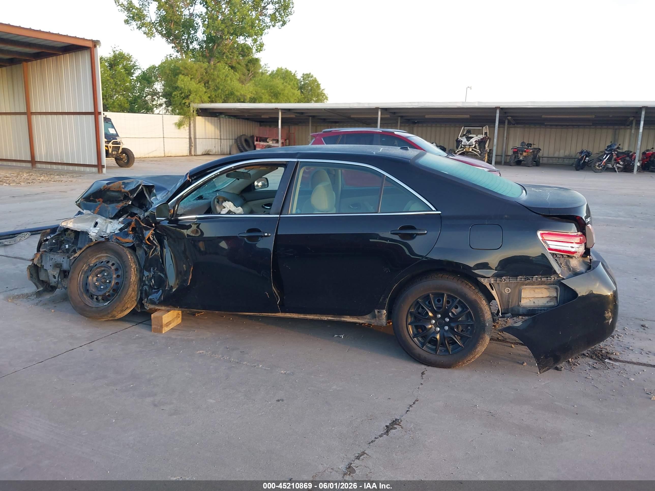 2011 Toyota Camry Le Black vin: 4T4BF3EK2BR185944