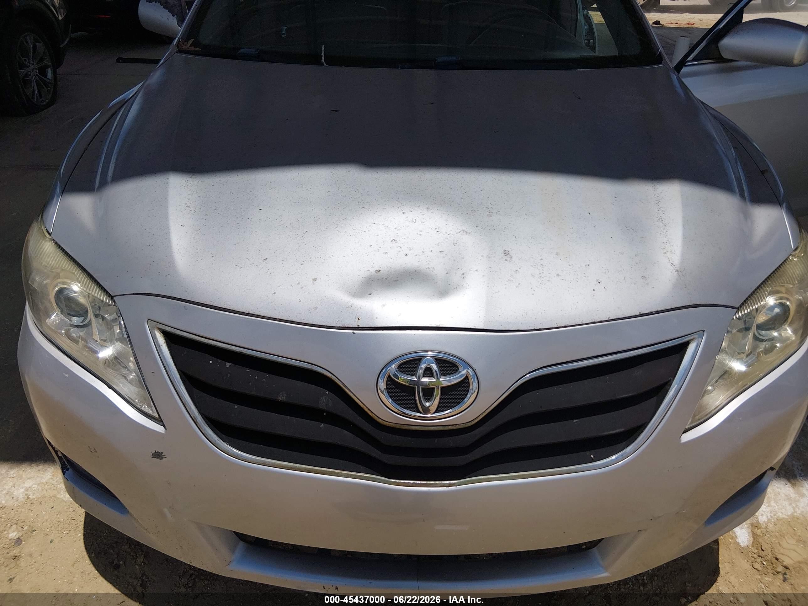 2011 Toyota Camry Le Серый vin: 4T4BF3EK2BR187063