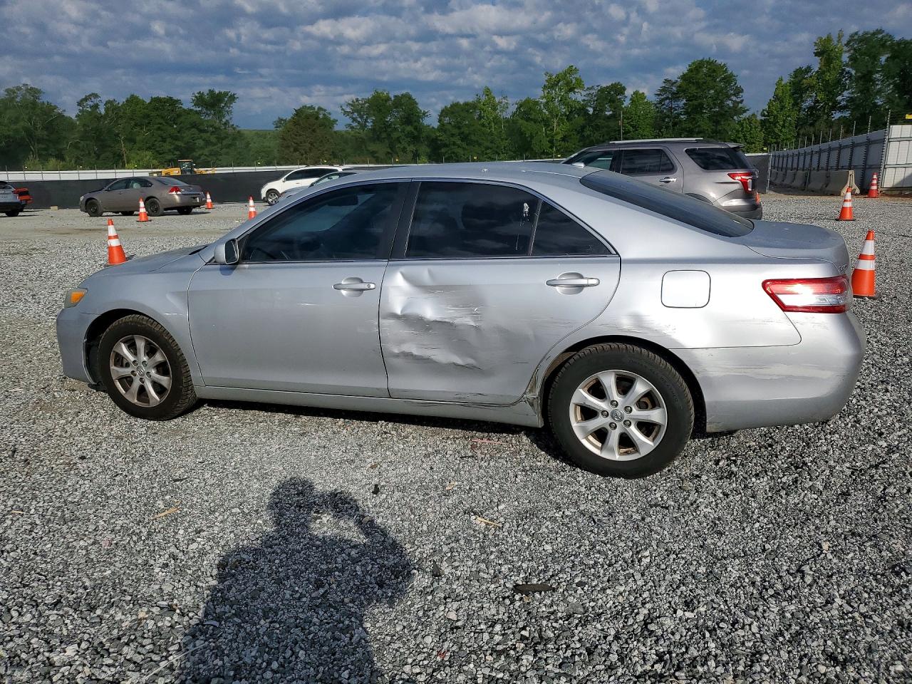 2011 Toyota Camry Le Silver vin: 4T4BF3EK2BR217887