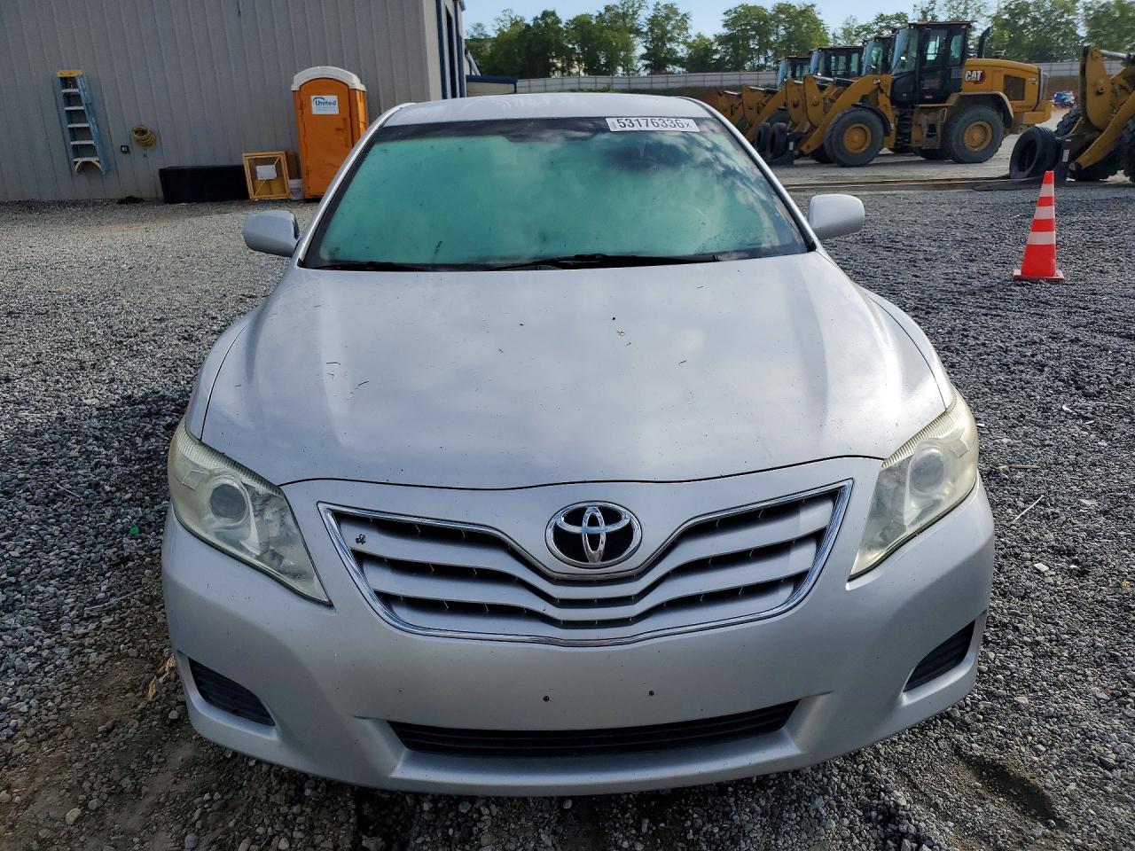 2011 Toyota Camry Le Silver vin: 4T4BF3EK2BR217887