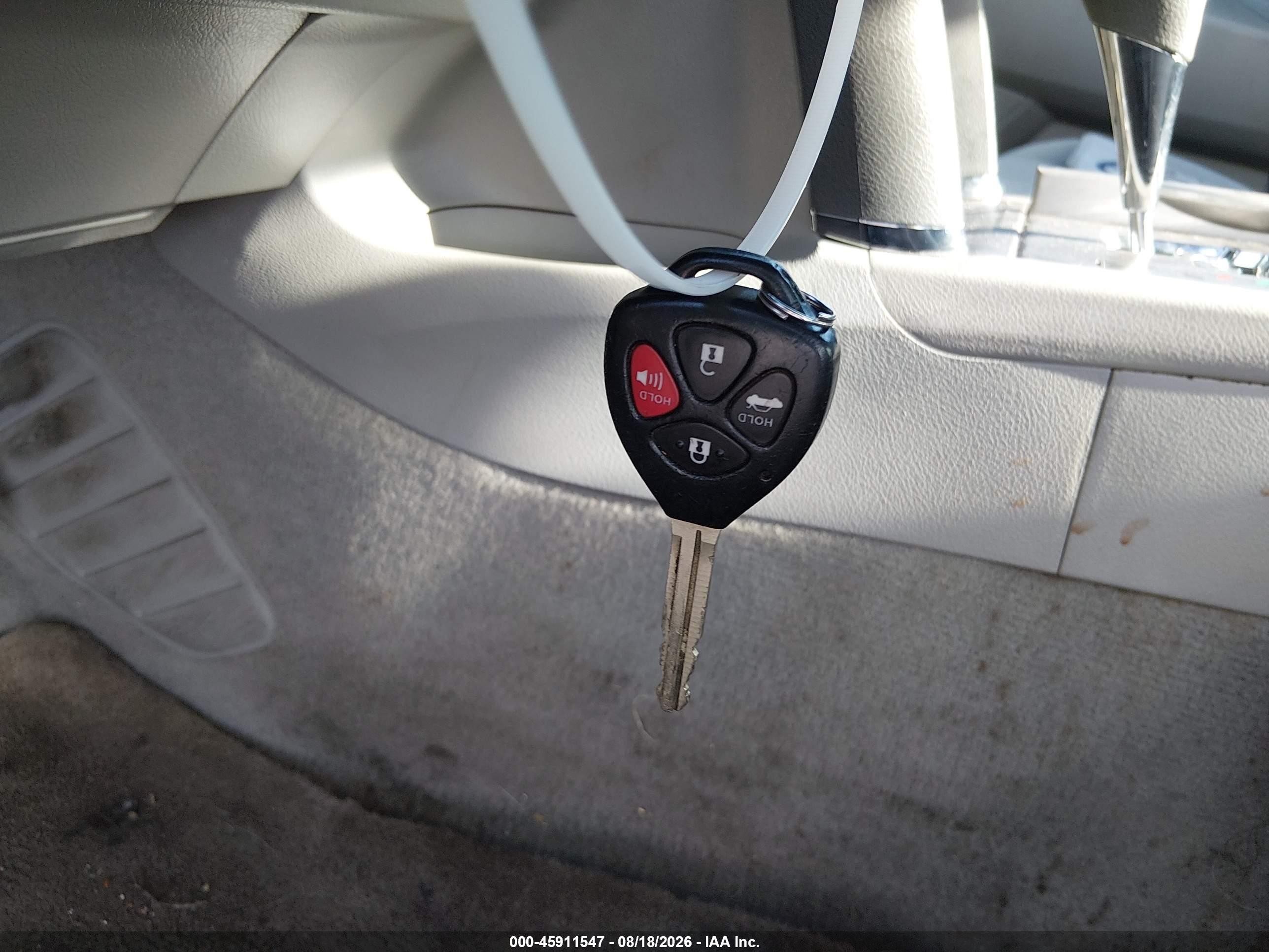 2010 Toyota Camry Le Blue vin: 4T4BF3EK3AR005045