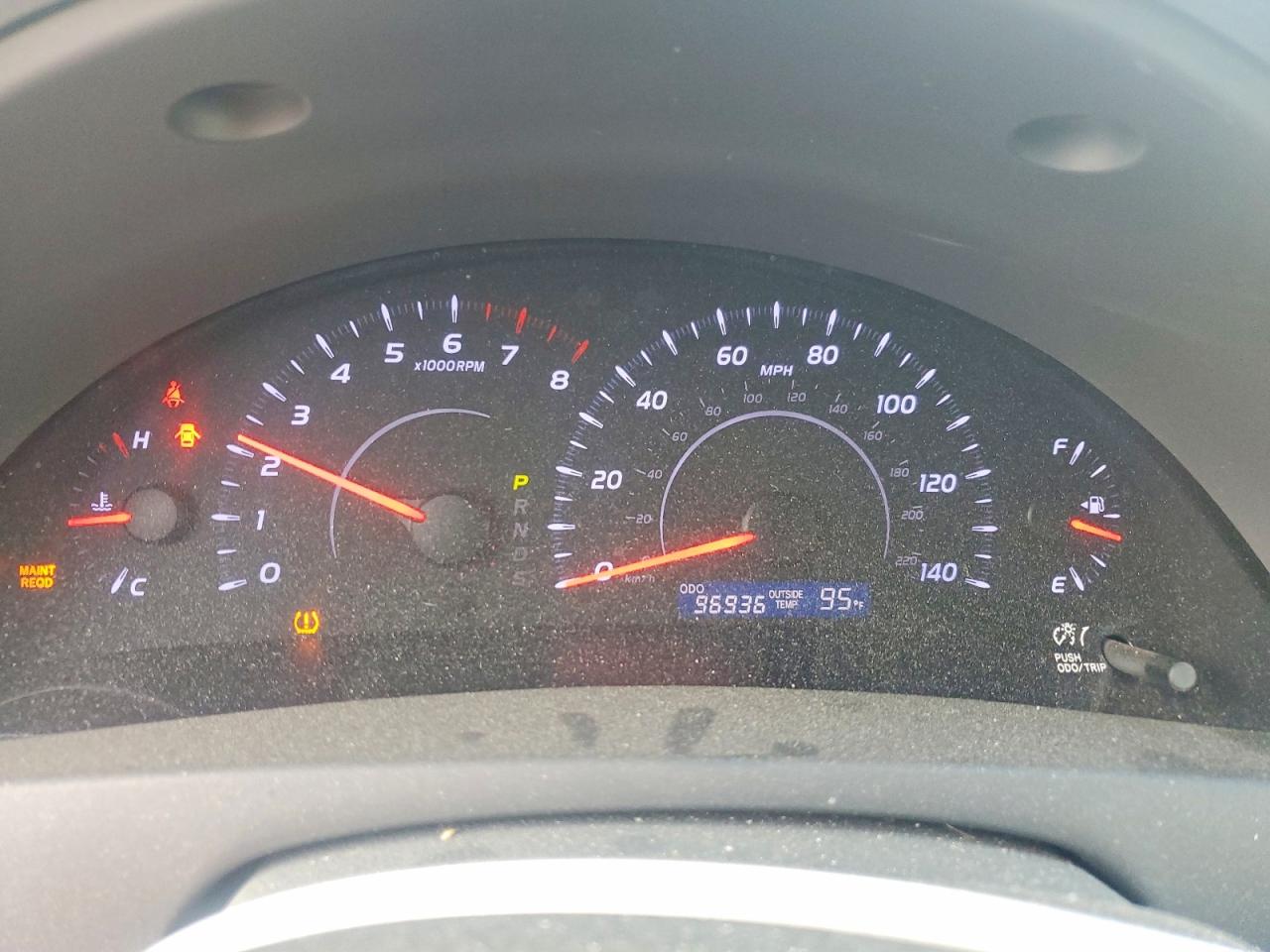 2010 Toyota Camry Le Silver vin: 4T4BF3EK3AR018295