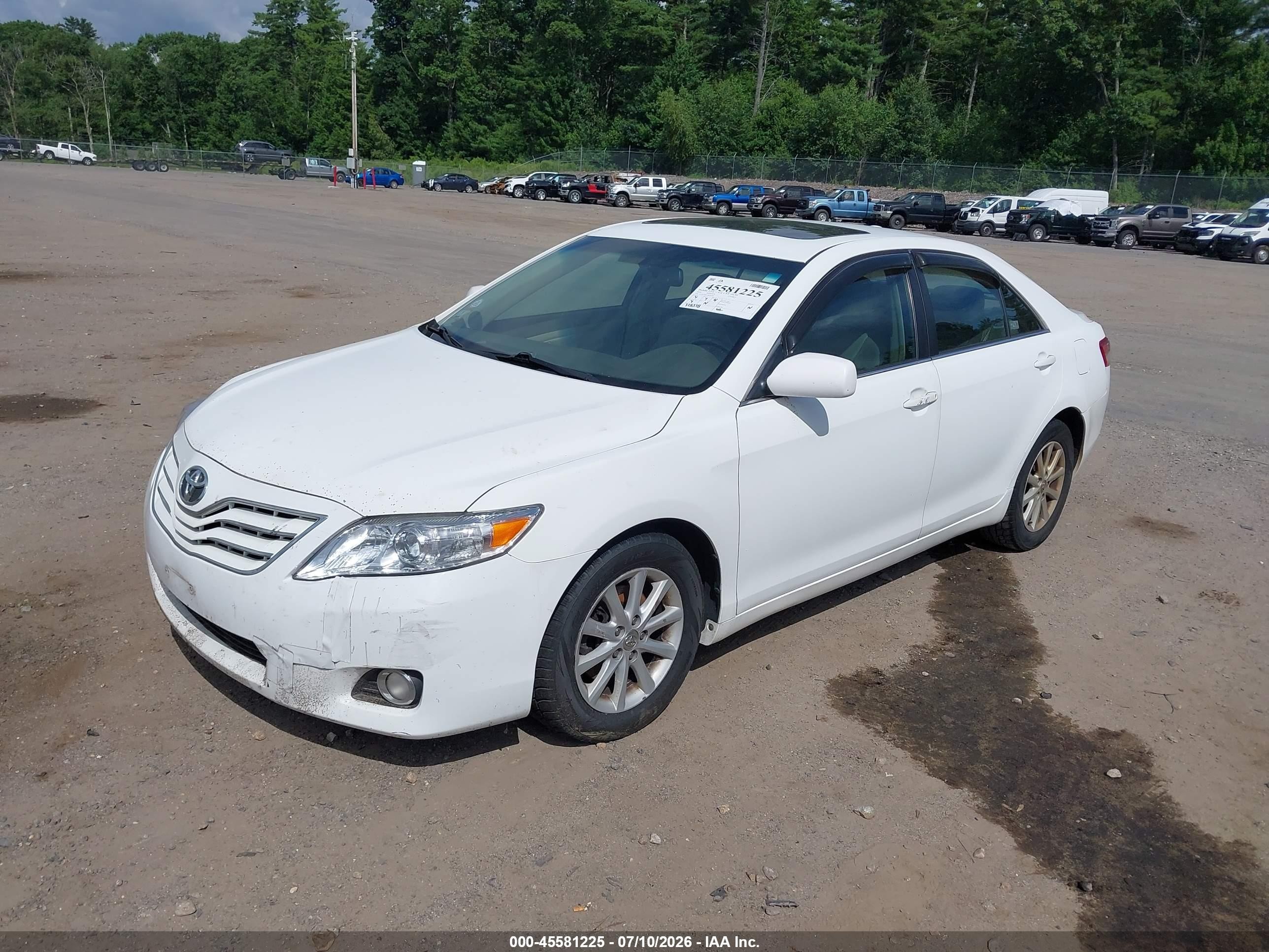 2010 Toyota Camry Xle White vin: 4T4BF3EK3AR037395