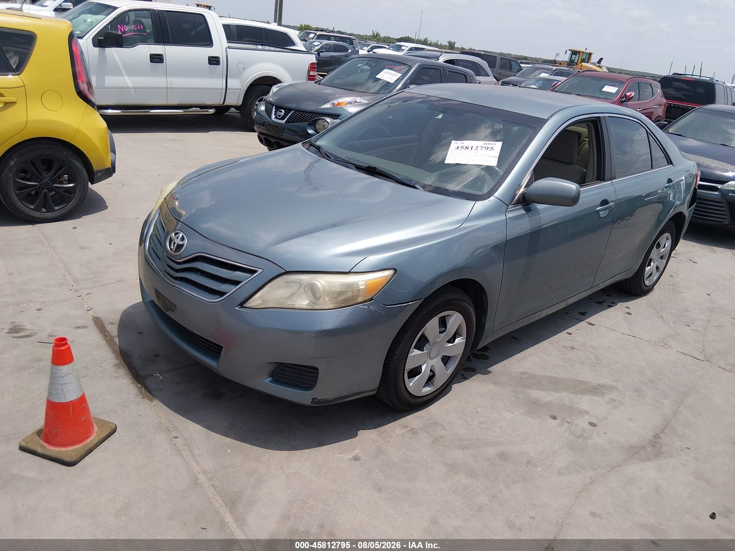 2010 Toyota Camry Le Бирюзовый vin: 4T4BF3EK3AR050891