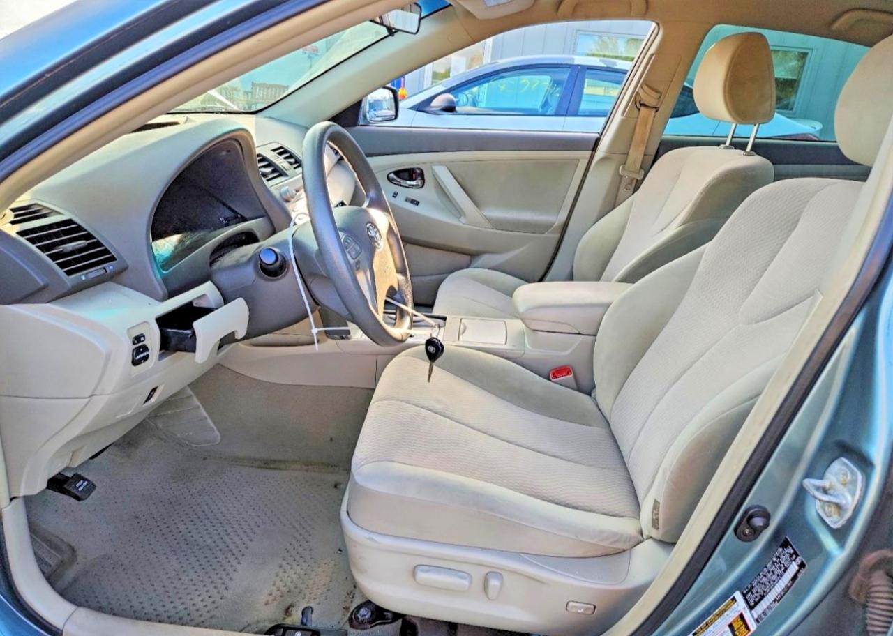 2010 Toyota Camry Le Teal vin: 4T4BF3EK3AR055119