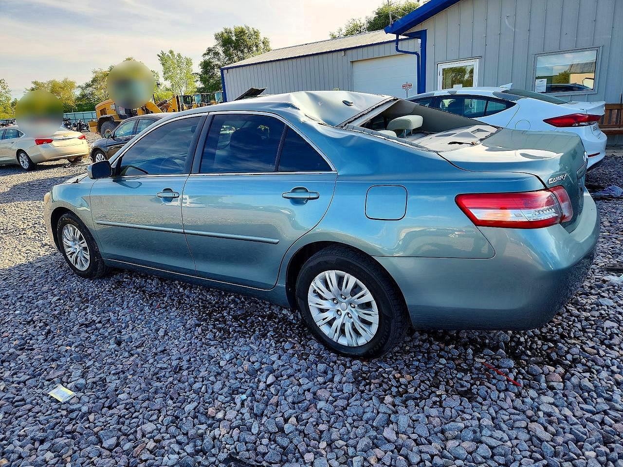 2010 Toyota Camry Le Teal vin: 4T4BF3EK3AR055119