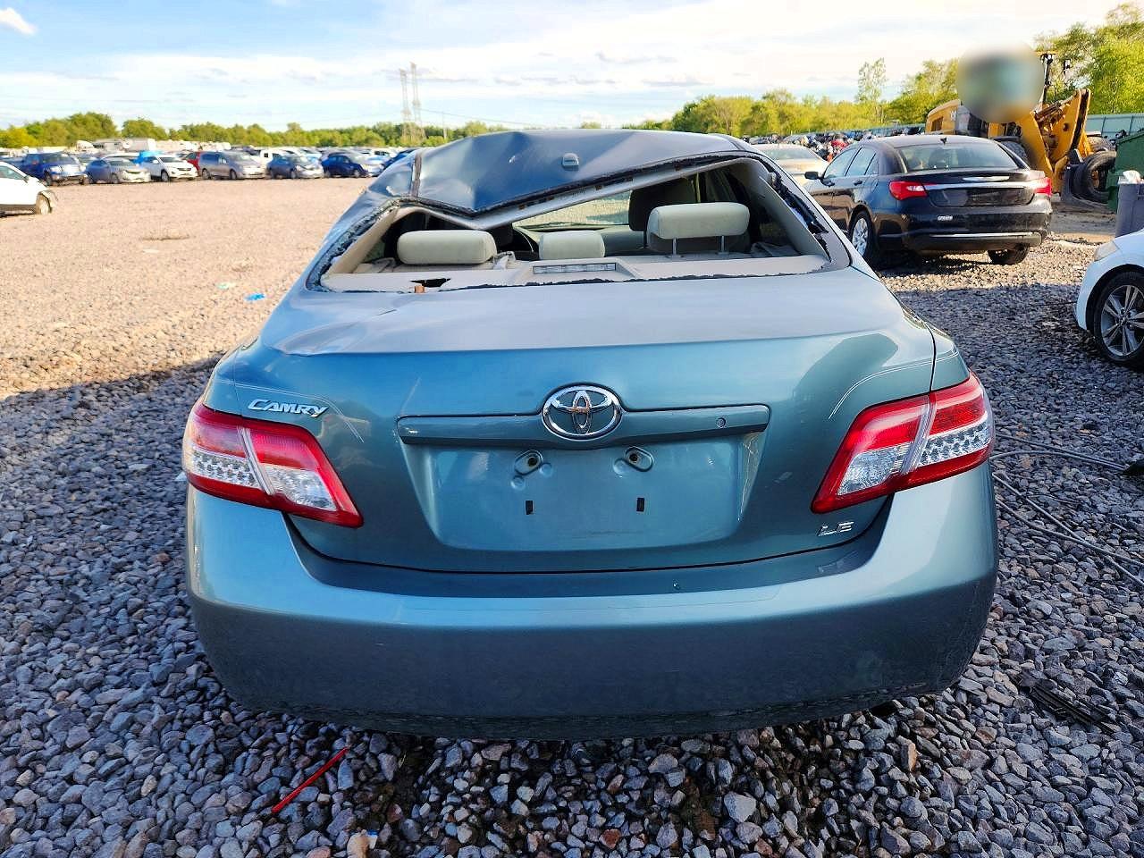 2010 Toyota Camry Le Teal vin: 4T4BF3EK3AR055119