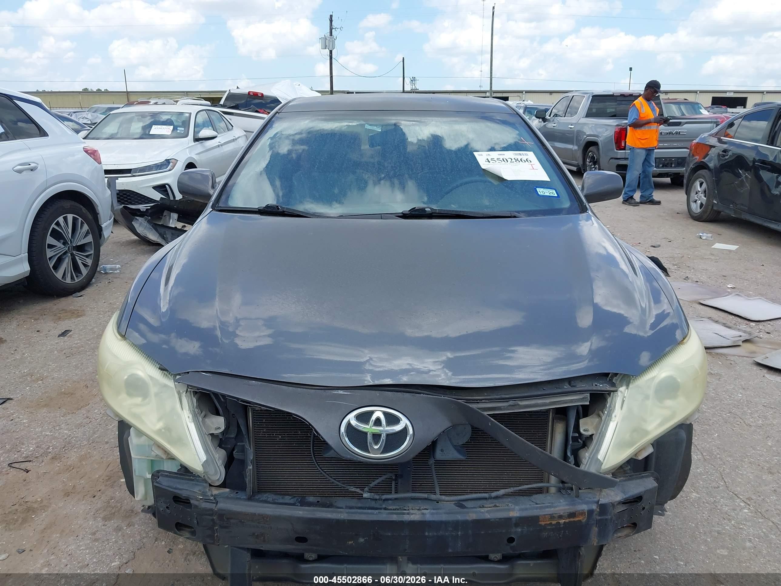 2010 Toyota Camry Le Серый vin: 4T4BF3EK3AR056318