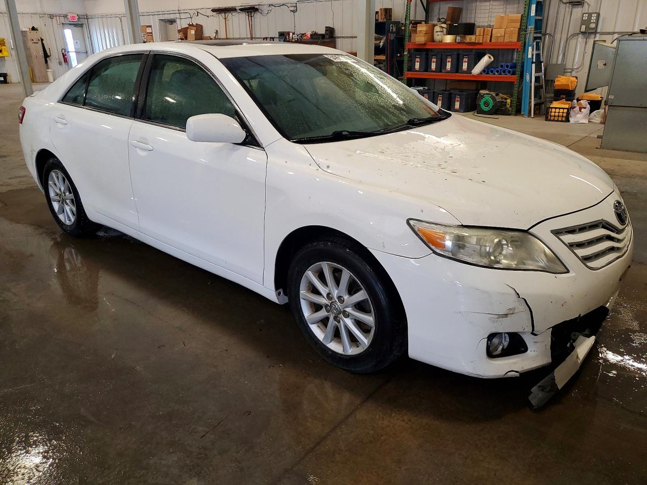 2010 Toyota Camry Xle White vin: 4T4BF3EK3AR075127
