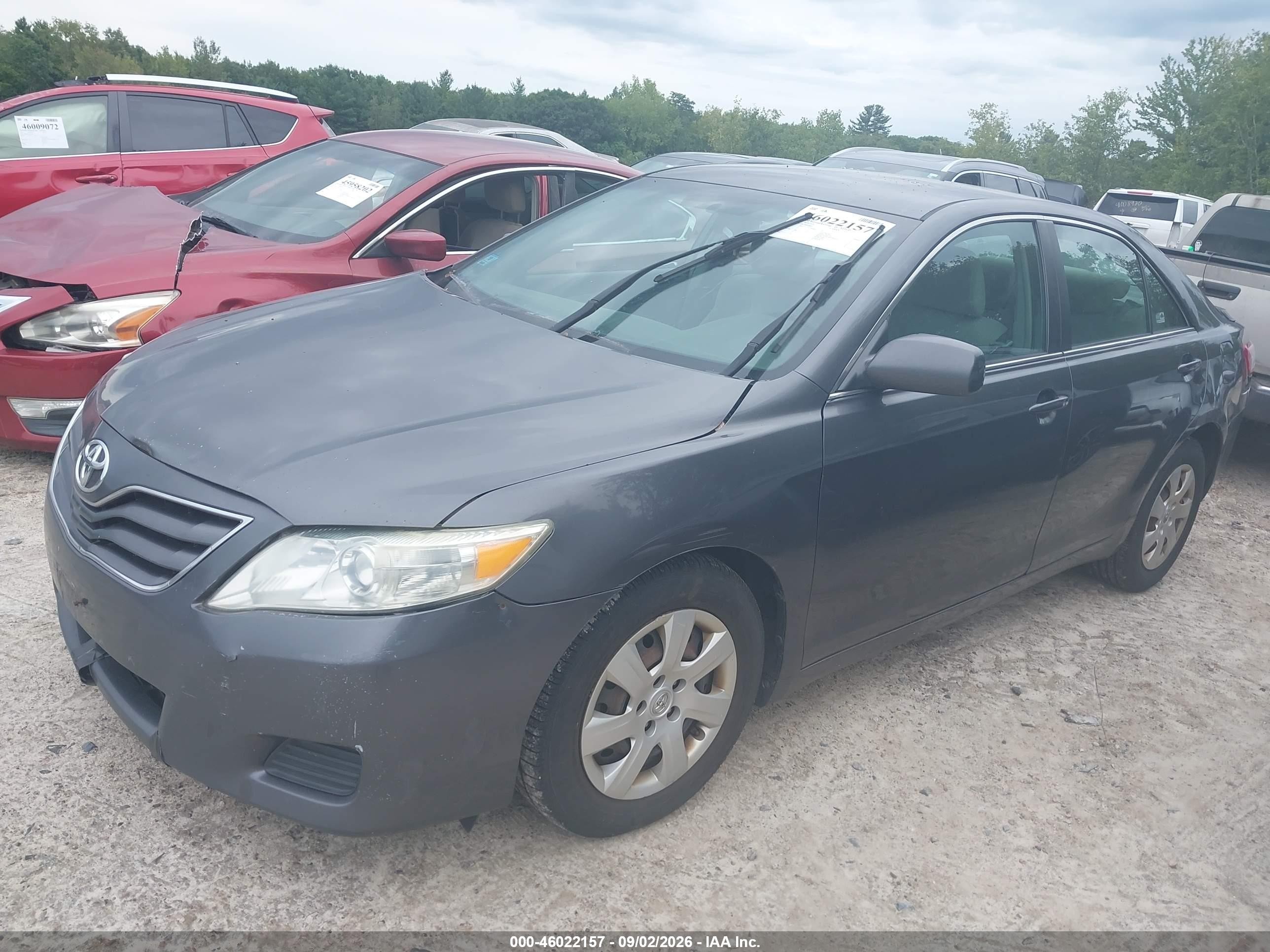 2011 Toyota Camry Le Gray vin: 4T4BF3EK3BR096867