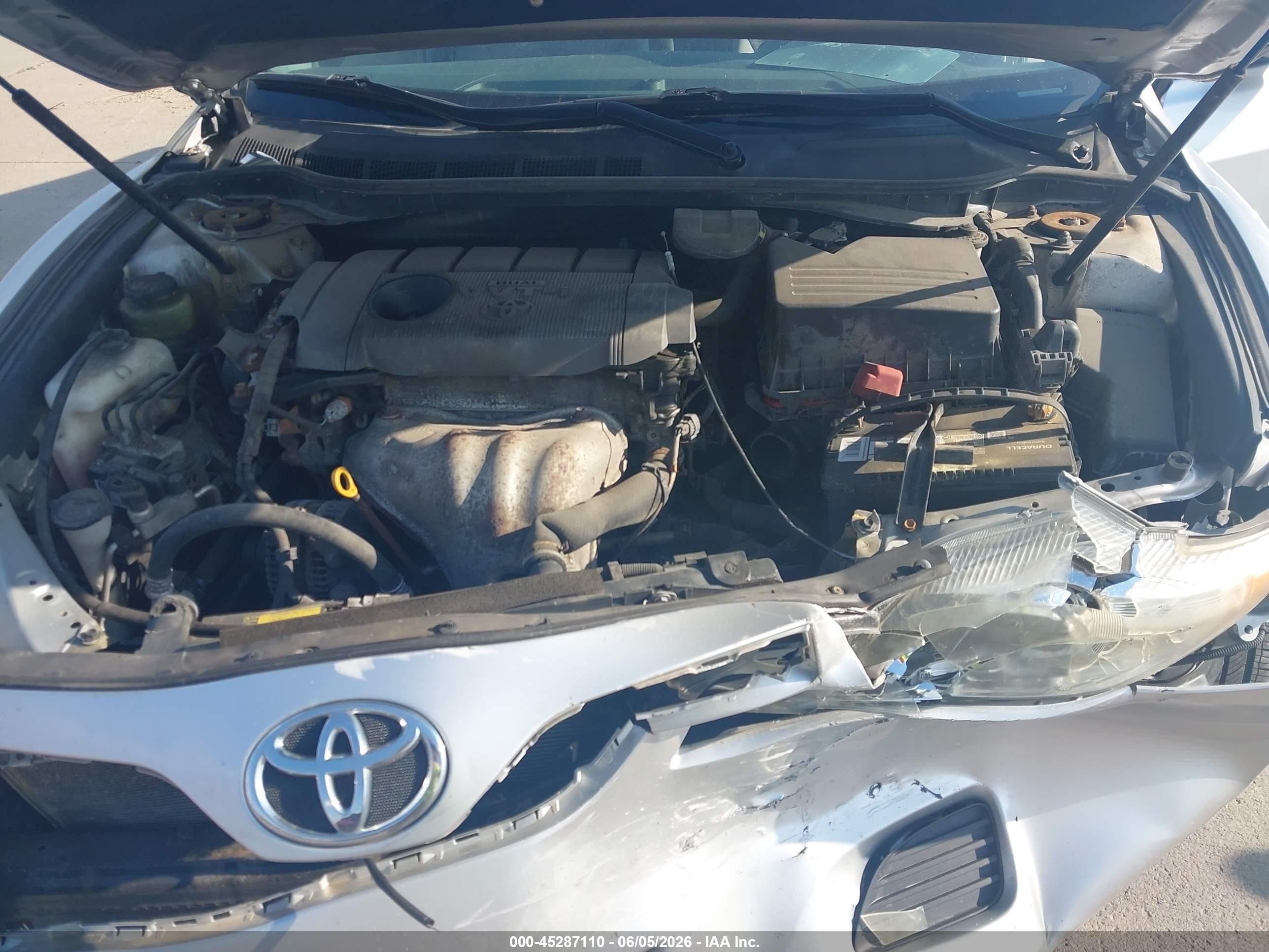 2011 Toyota Camry Le Silver vin: 4T4BF3EK3BR102134