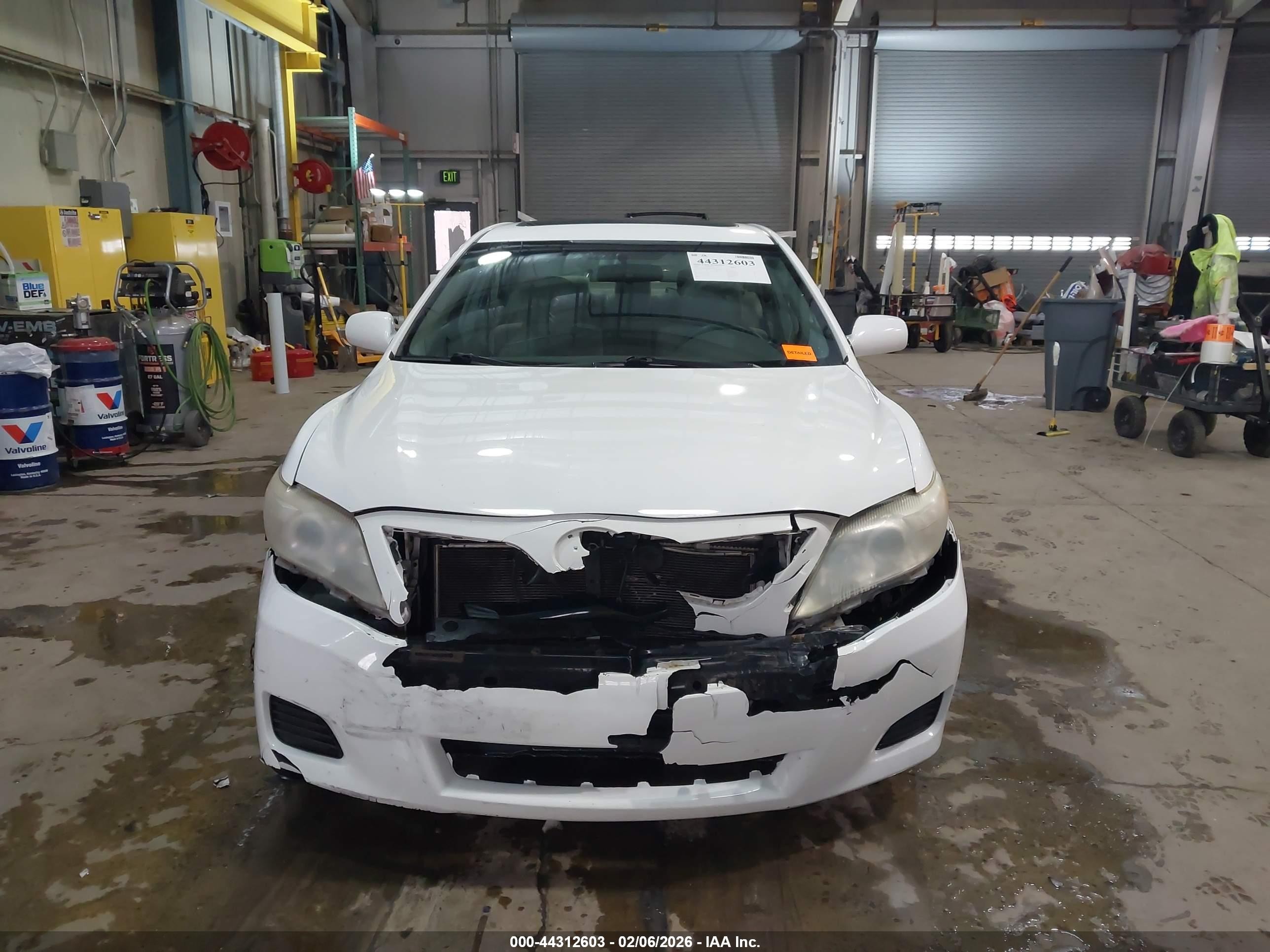 2011 Toyota Camry Le White vin: 4T4BF3EK3BR103249