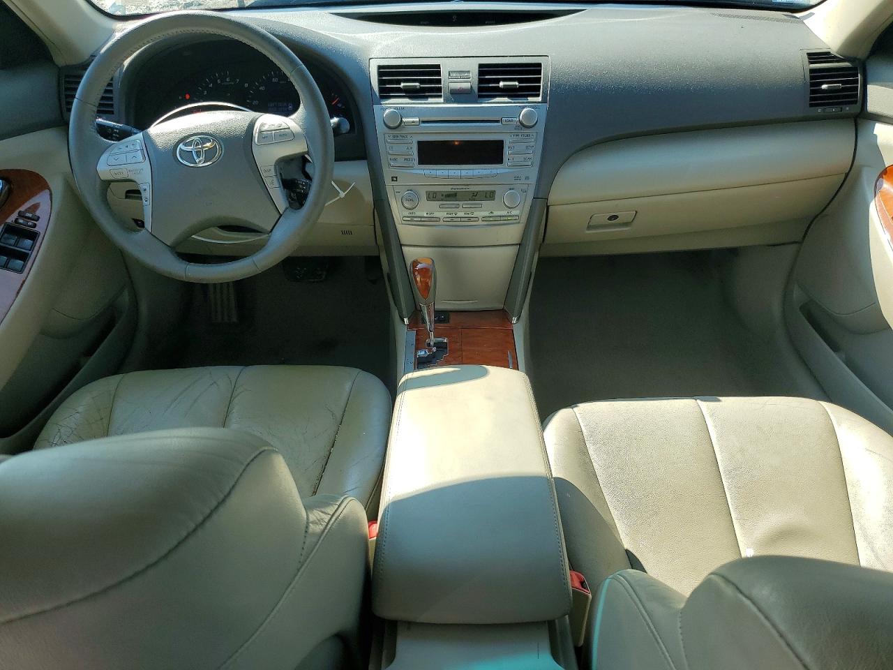2011 Toyota Camry Xle Tan vin: 4T4BF3EK3BR109486