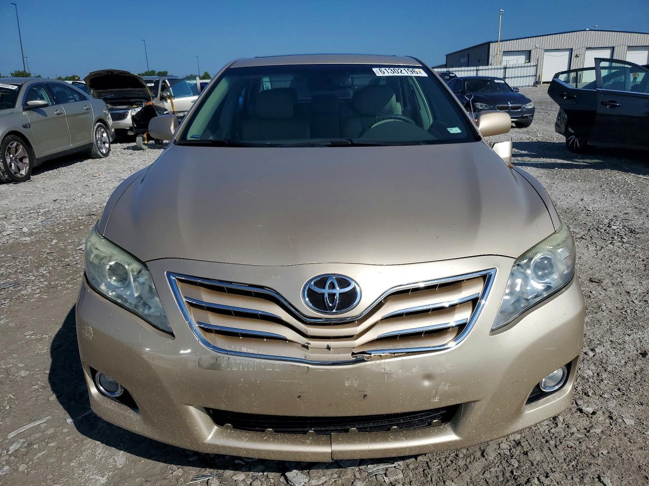 2011 Toyota Camry Xle Tan vin: 4T4BF3EK3BR109486