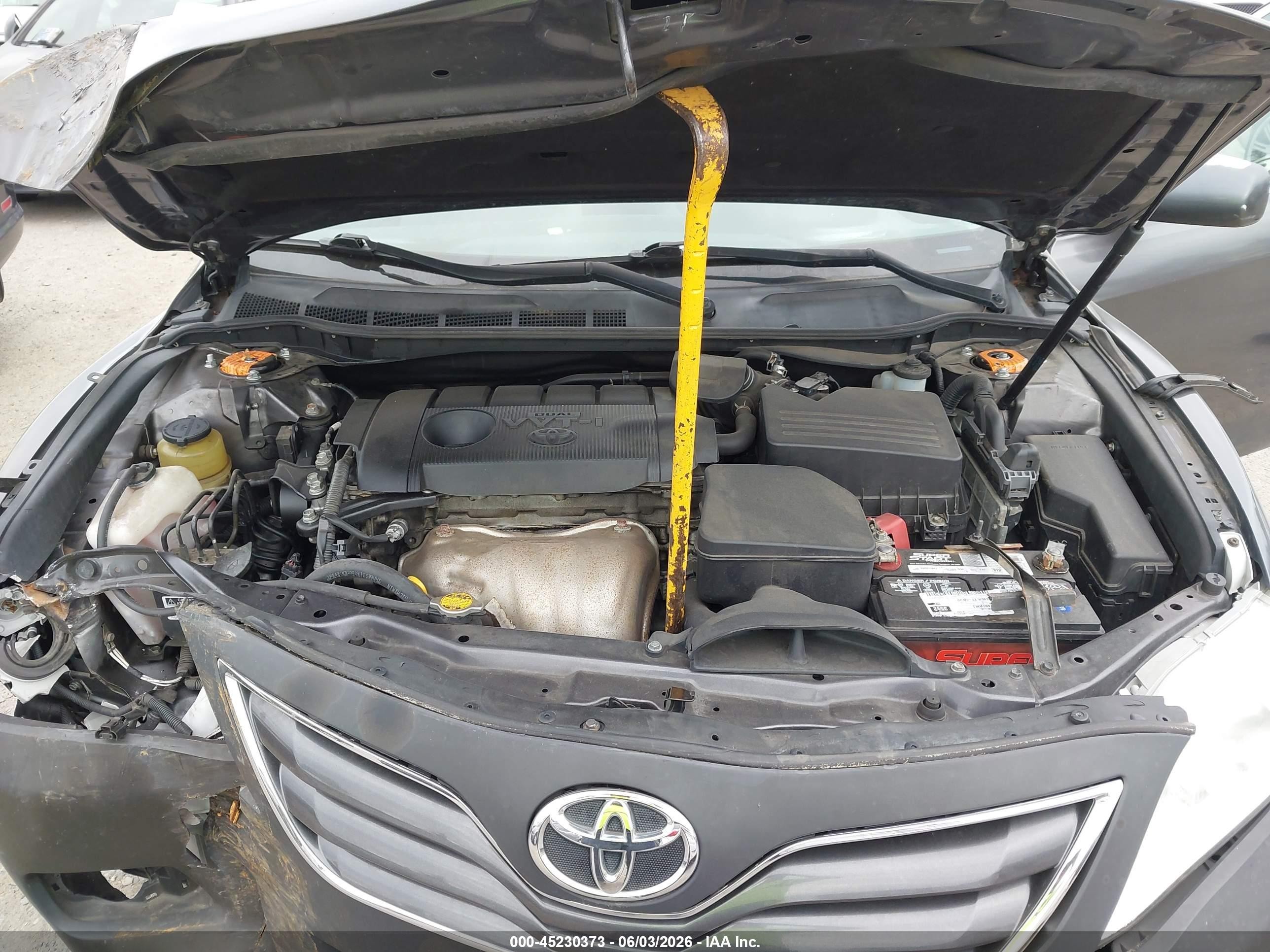 2011 Toyota Camry Le Серый vin: 4T4BF3EK3BR118205